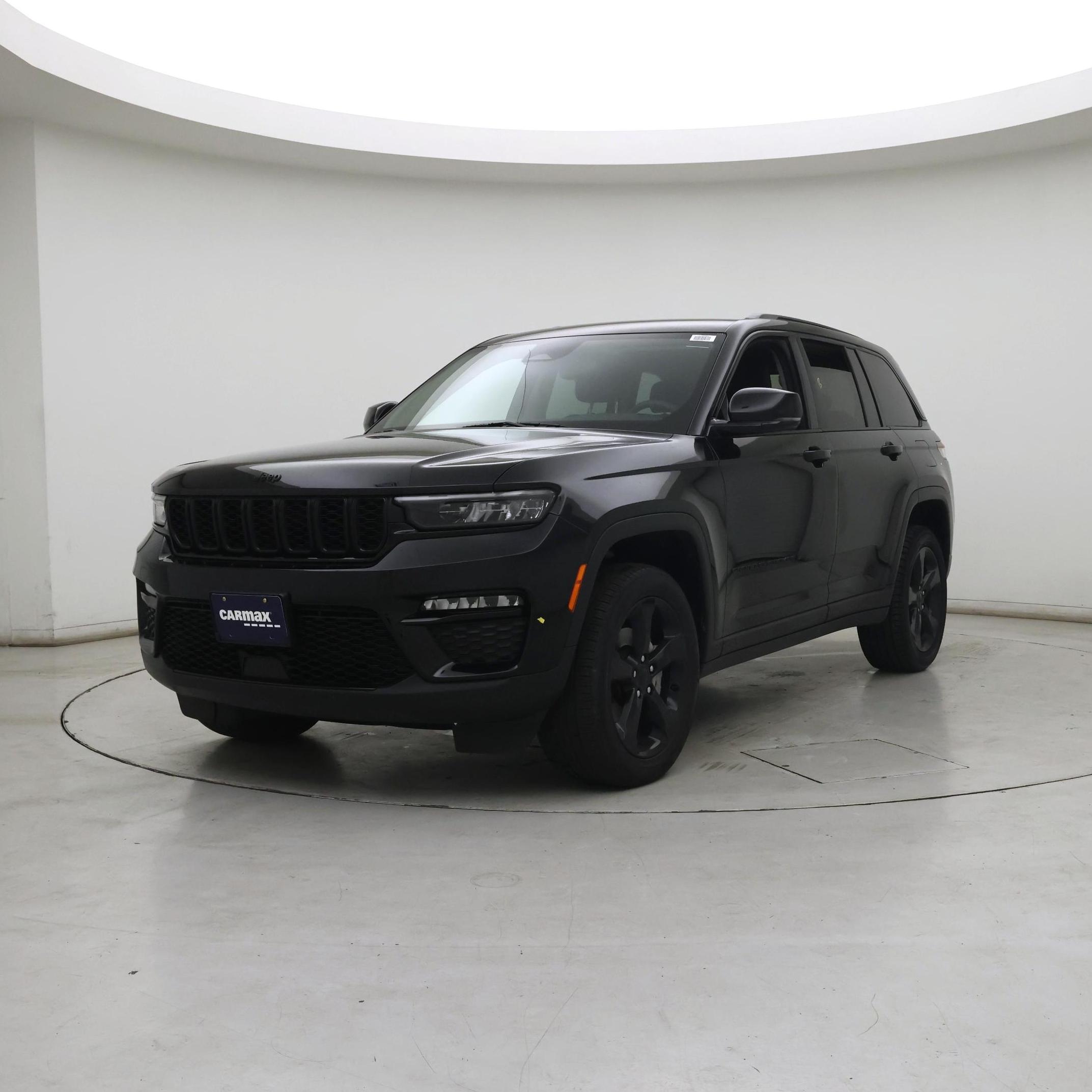 Thumbnail: 2023 Jeep Grand Cherokee - 4