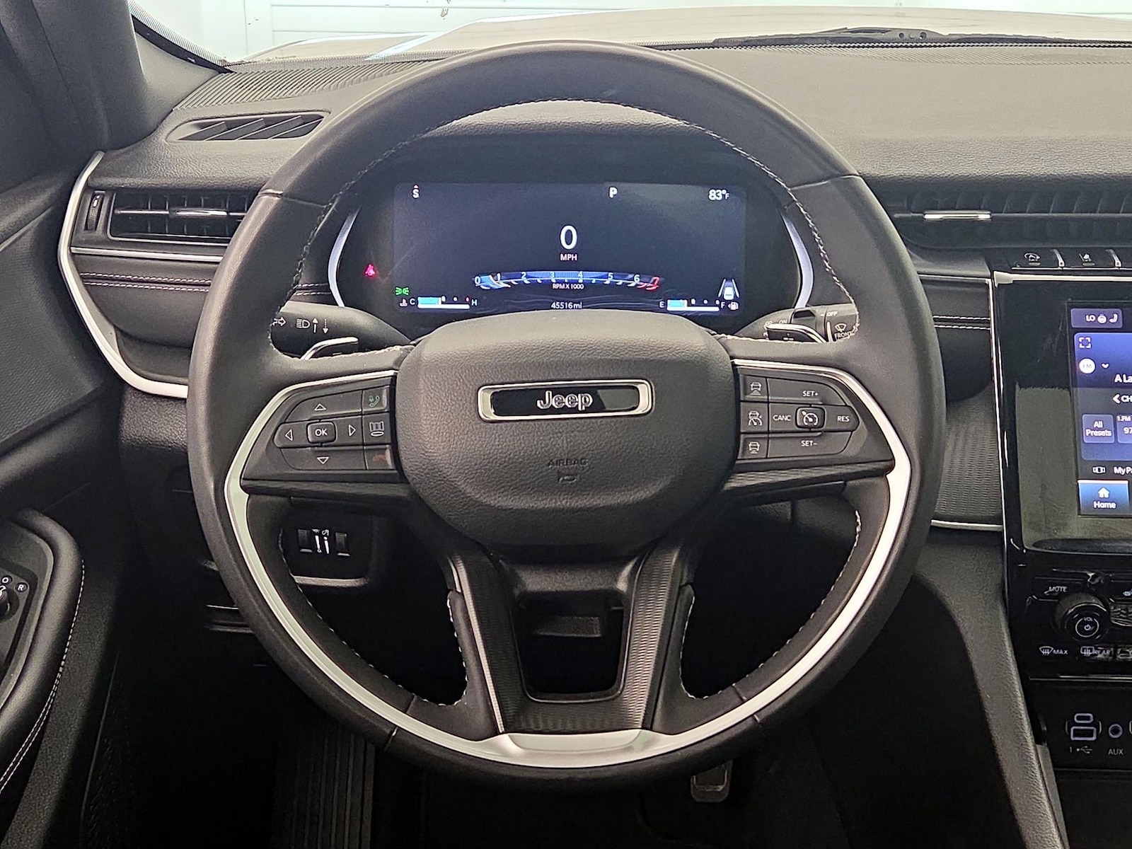 2023 Jeep Grand Cherokee Altitude - Photo 11