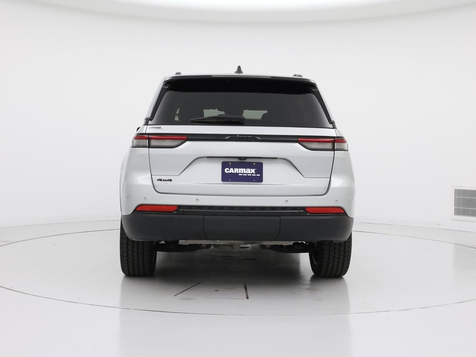 2023 Jeep Grand Cherokee Altitude - Photo 7