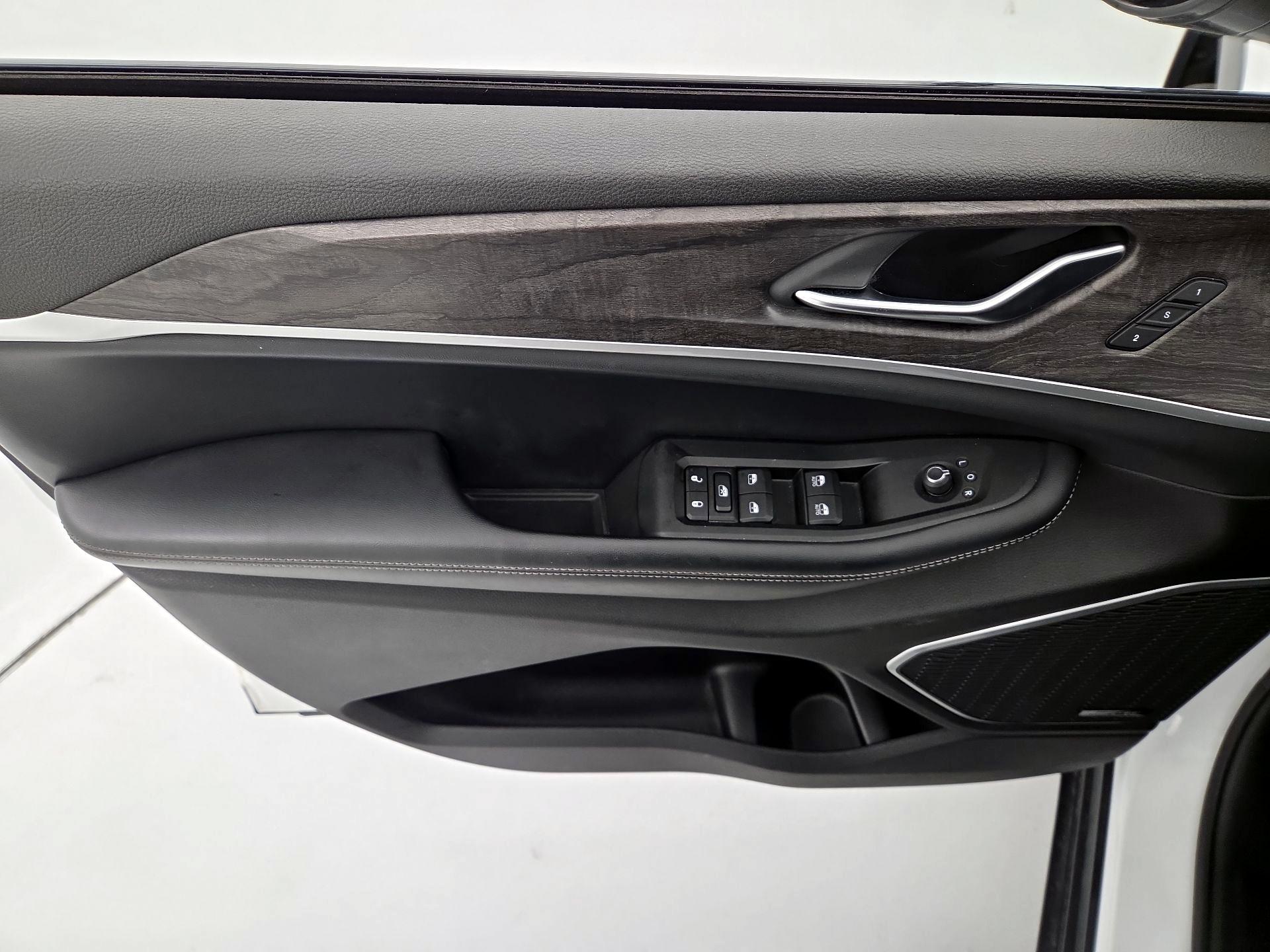 Thumbnail: 2023 Jeep Grand Cherokee - 12
