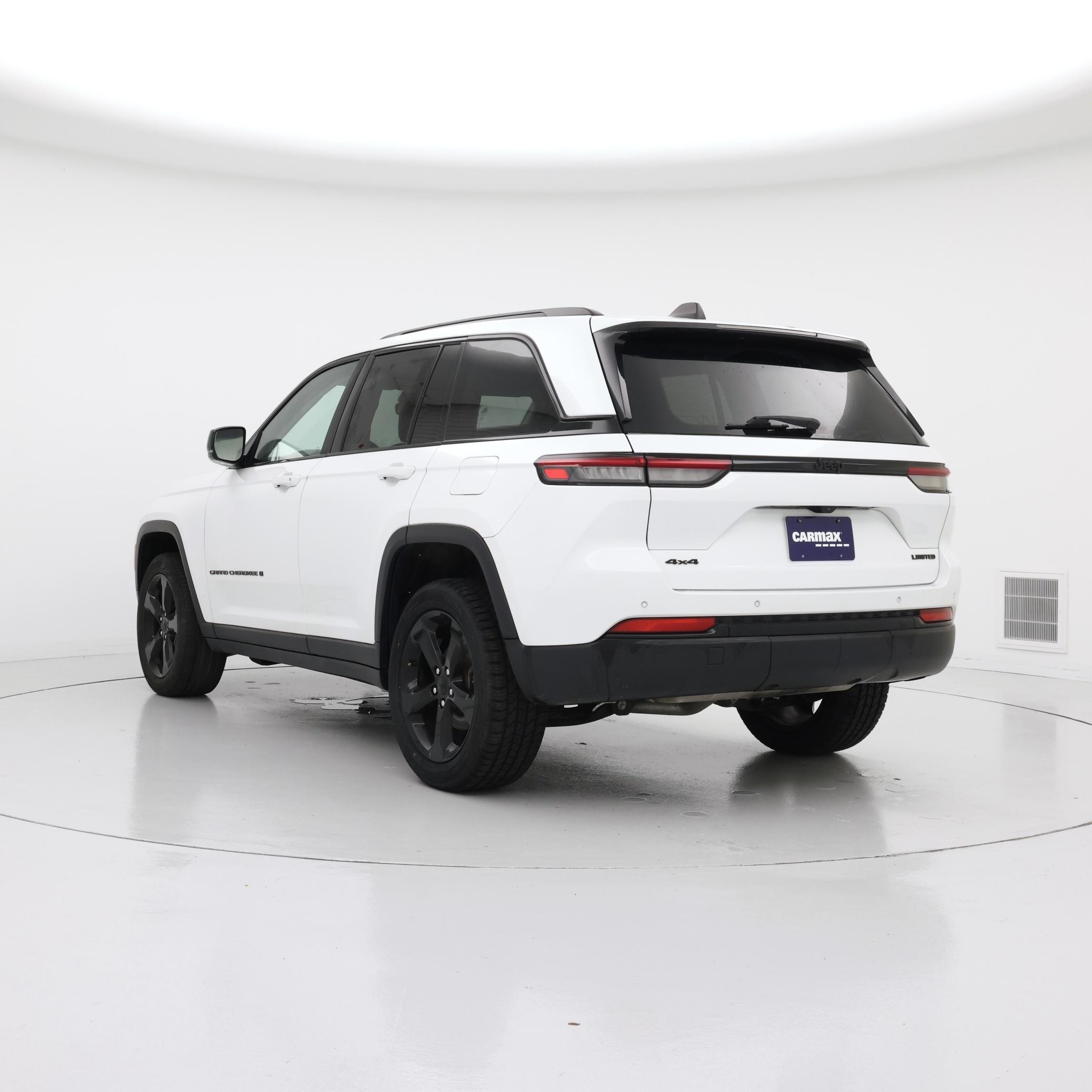 Thumbnail: 2023 Jeep Grand Cherokee - 2