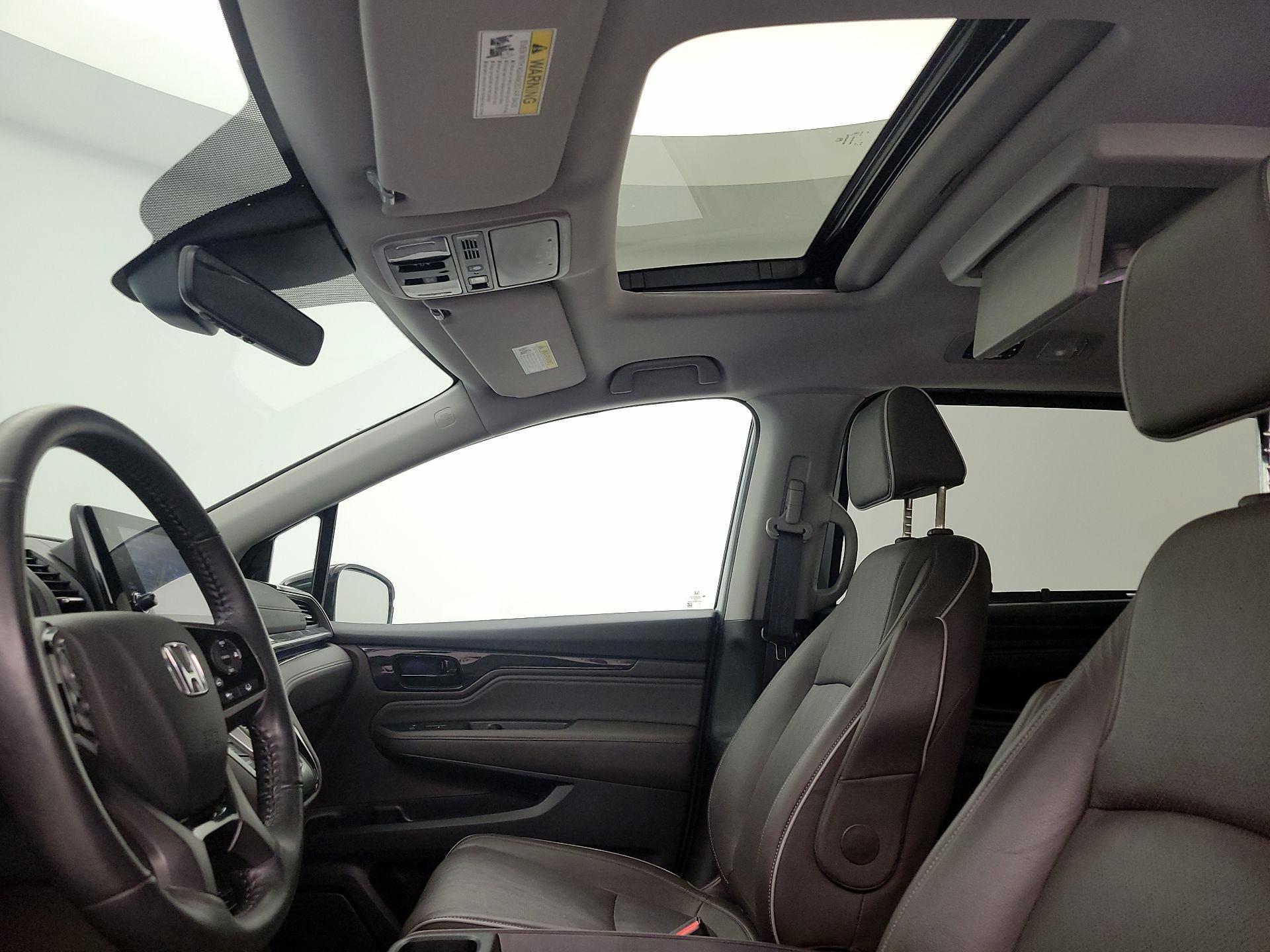 Thumbnail: 2023 Honda Odyssey - 20