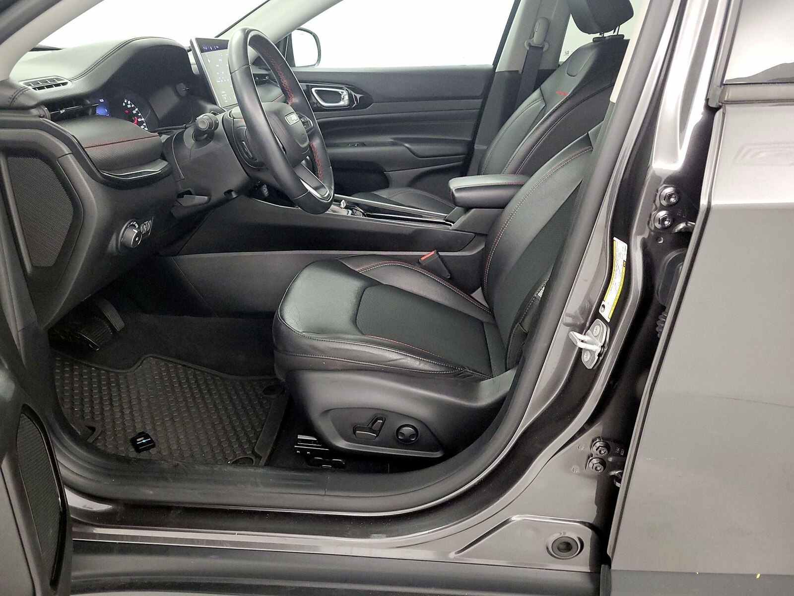 2022 Jeep Compass Trailhawk - Photo 12