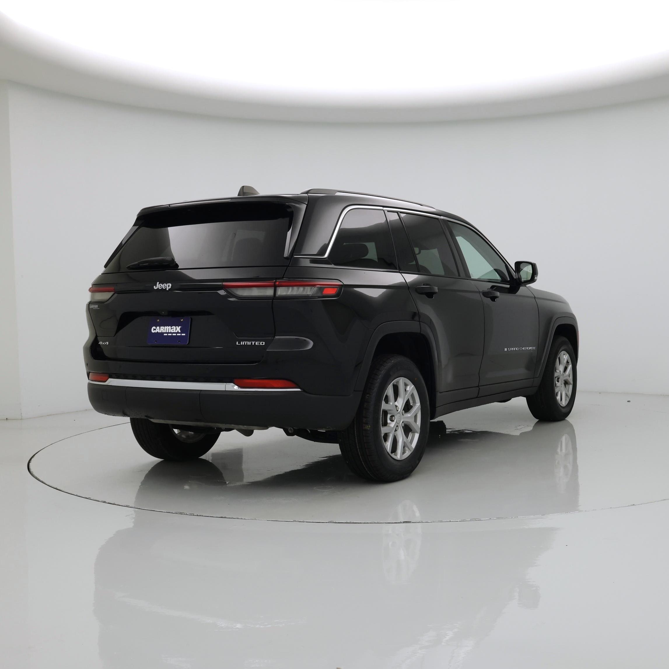 Thumbnail: 2023 Jeep Grand Cherokee - 8