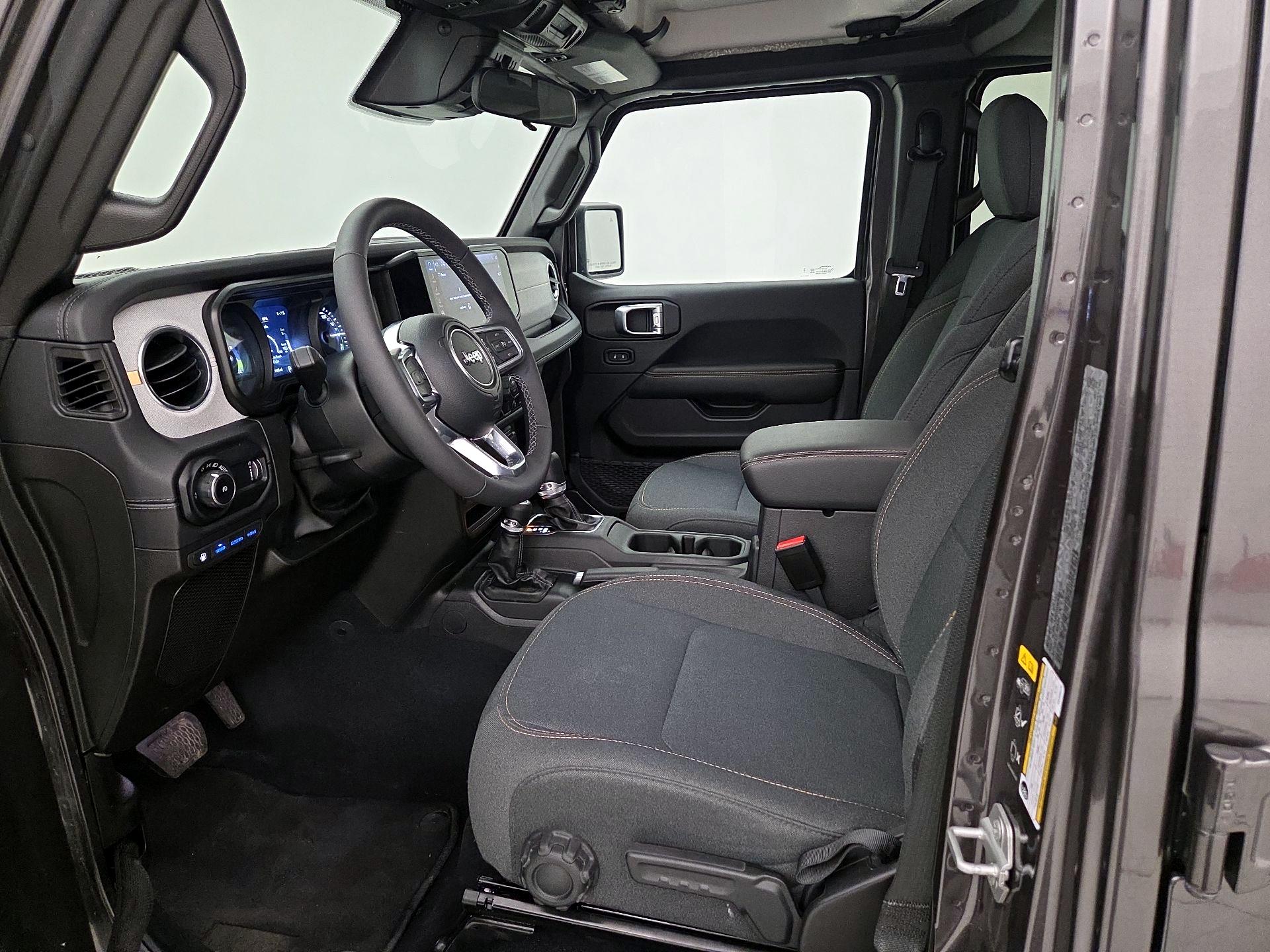 Thumbnail: 2025 Jeep Wrangler - 11
