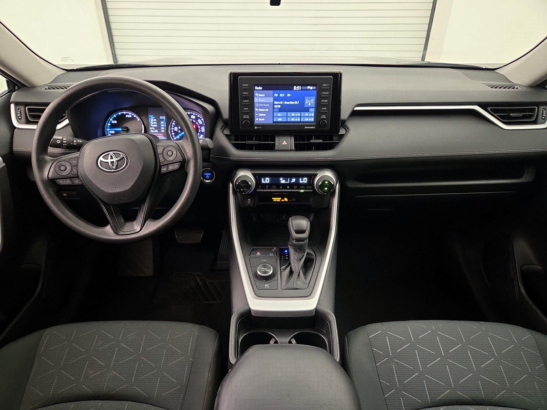 Thumbnail: 2021 Toyota RAV4 - 9