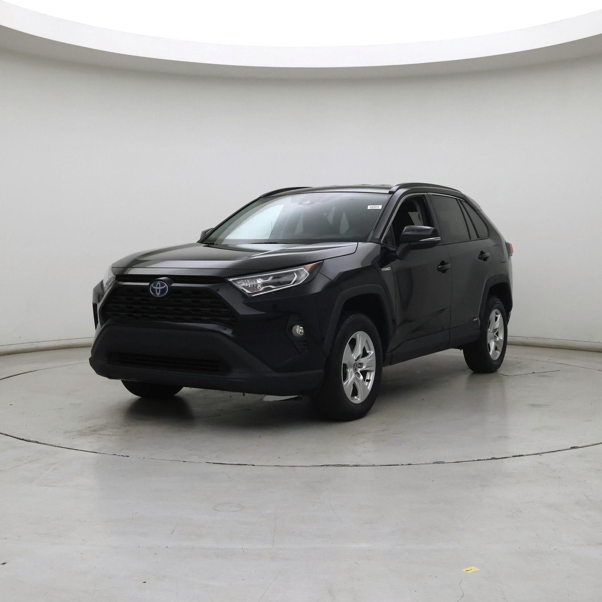 Thumbnail: 2021 Toyota RAV4 - 4