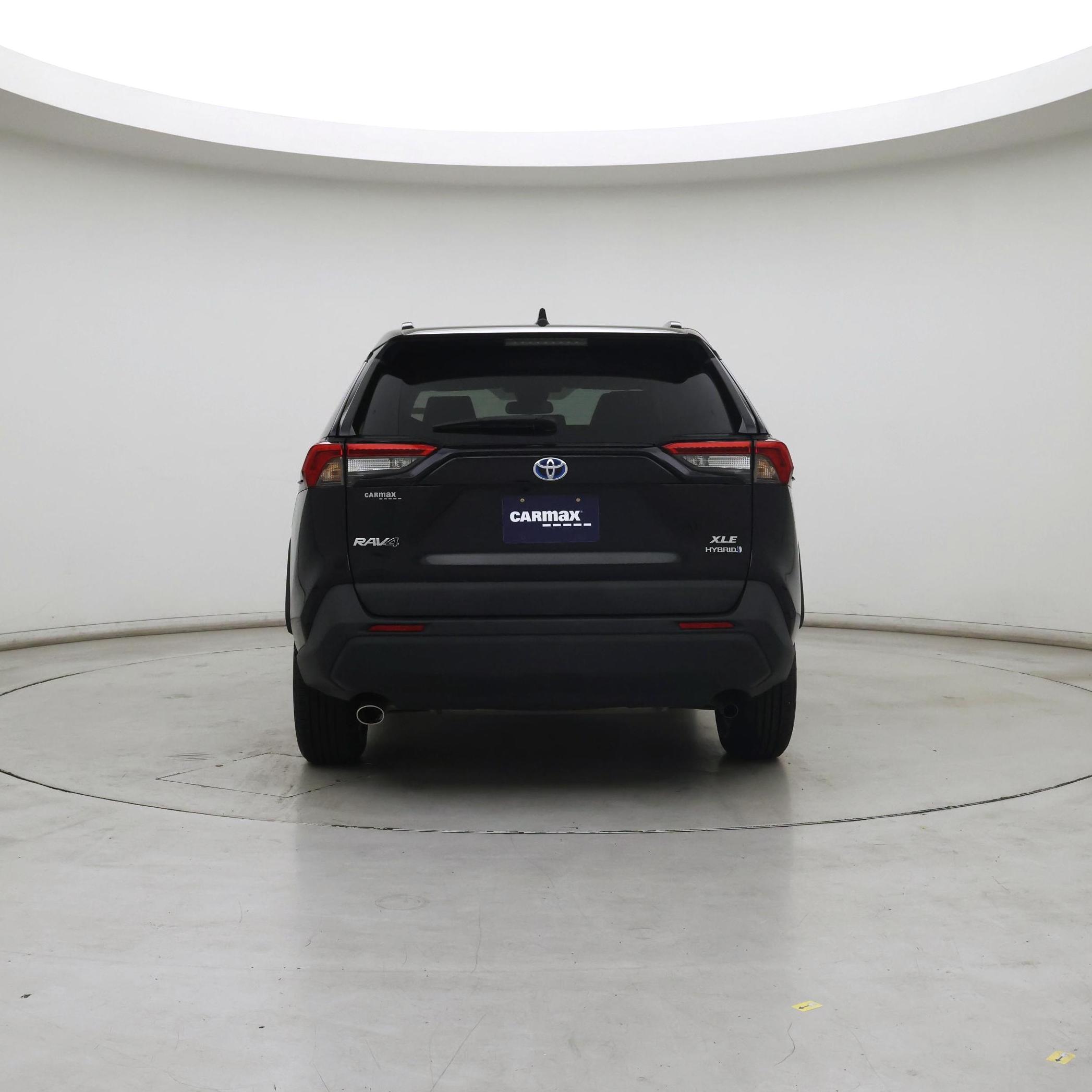 Thumbnail: 2021 Toyota RAV4 - 6