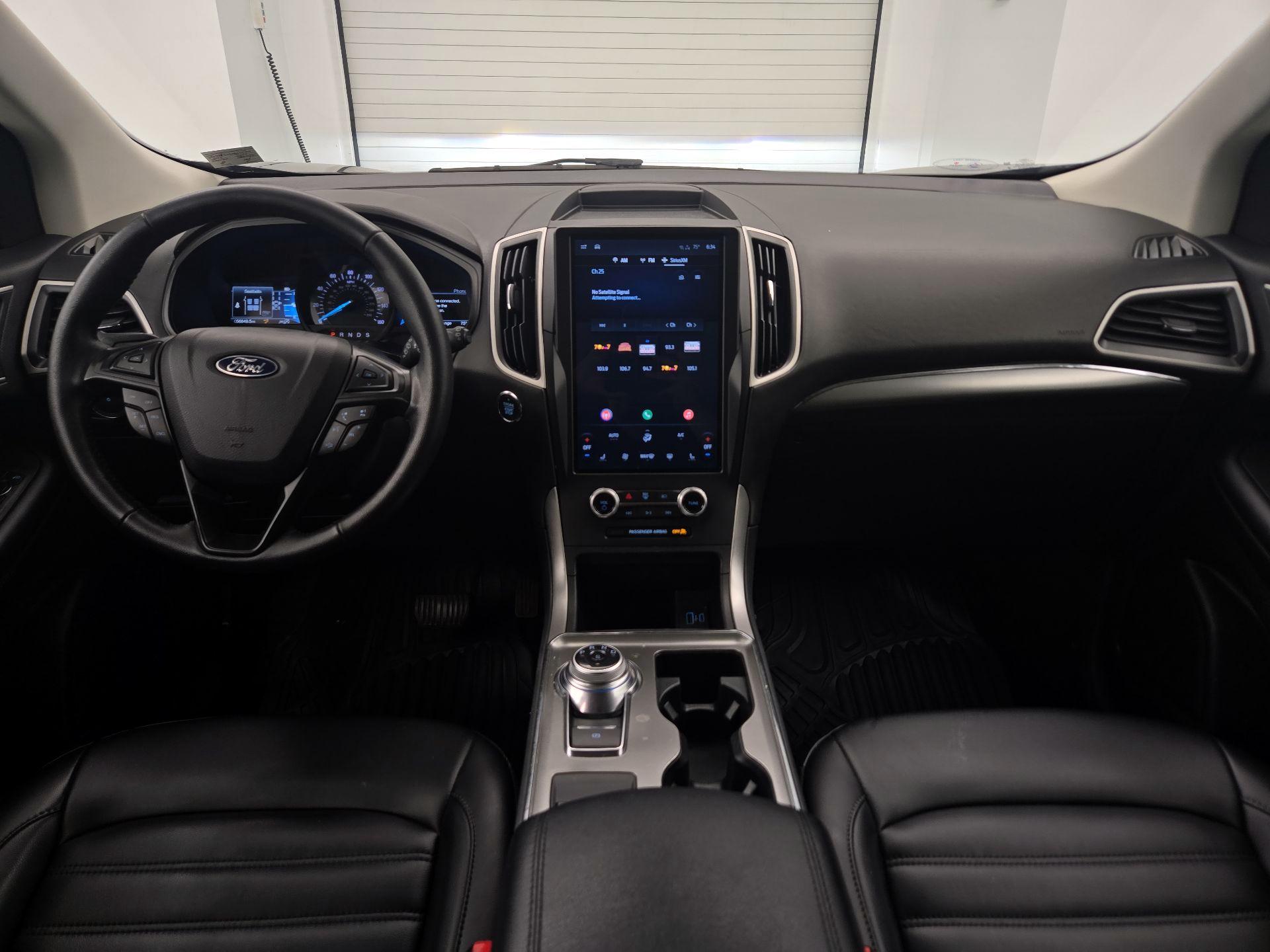 Thumbnail: 2022 Ford Edge - 9
