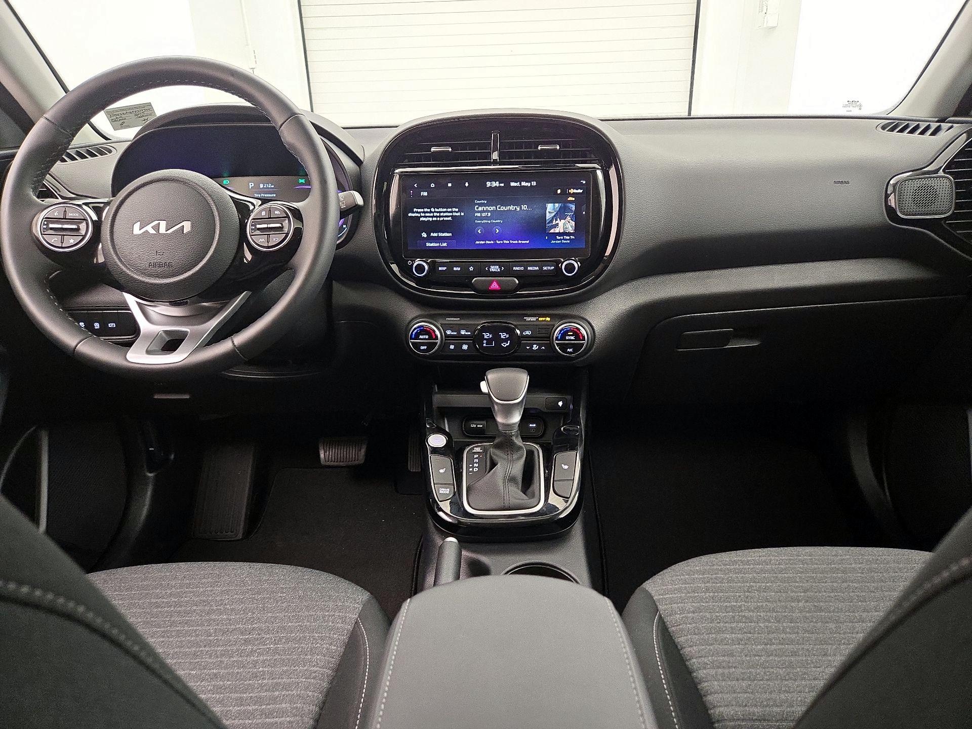 Thumbnail: 2023 Kia Soul - 9