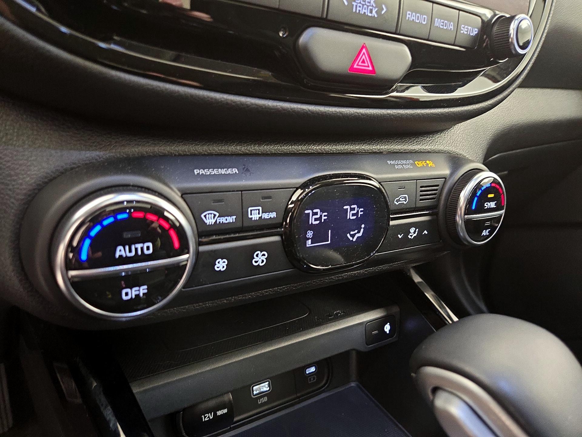 Thumbnail: 2023 Kia Soul - 17
