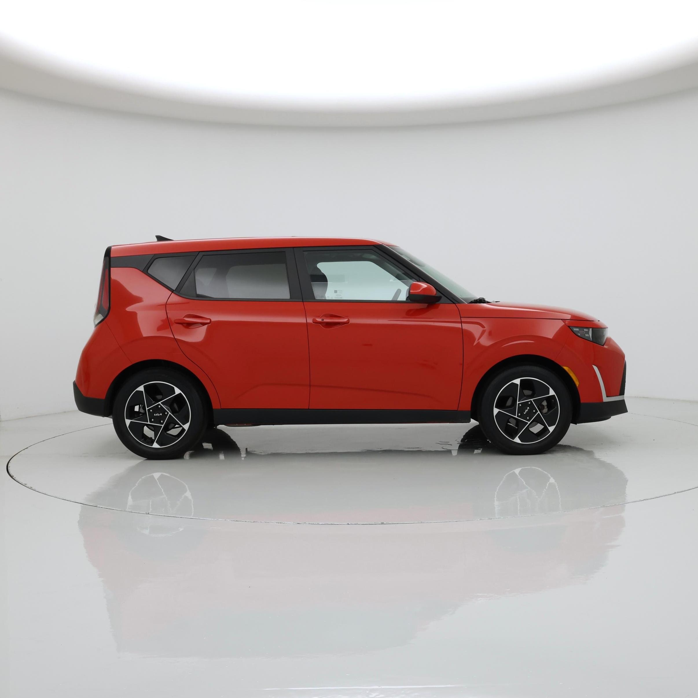 Thumbnail: 2023 Kia Soul - 7