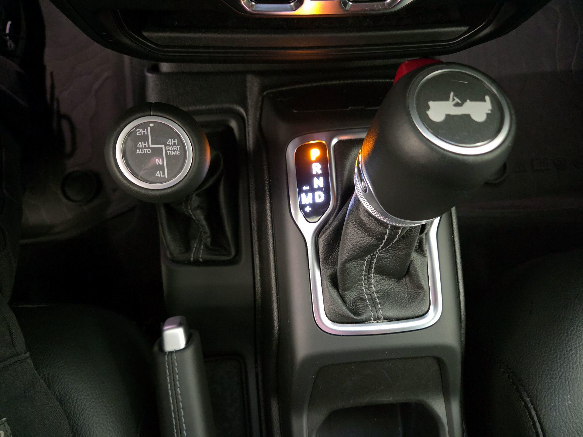 Thumbnail: 2024 Jeep Wrangler - 16