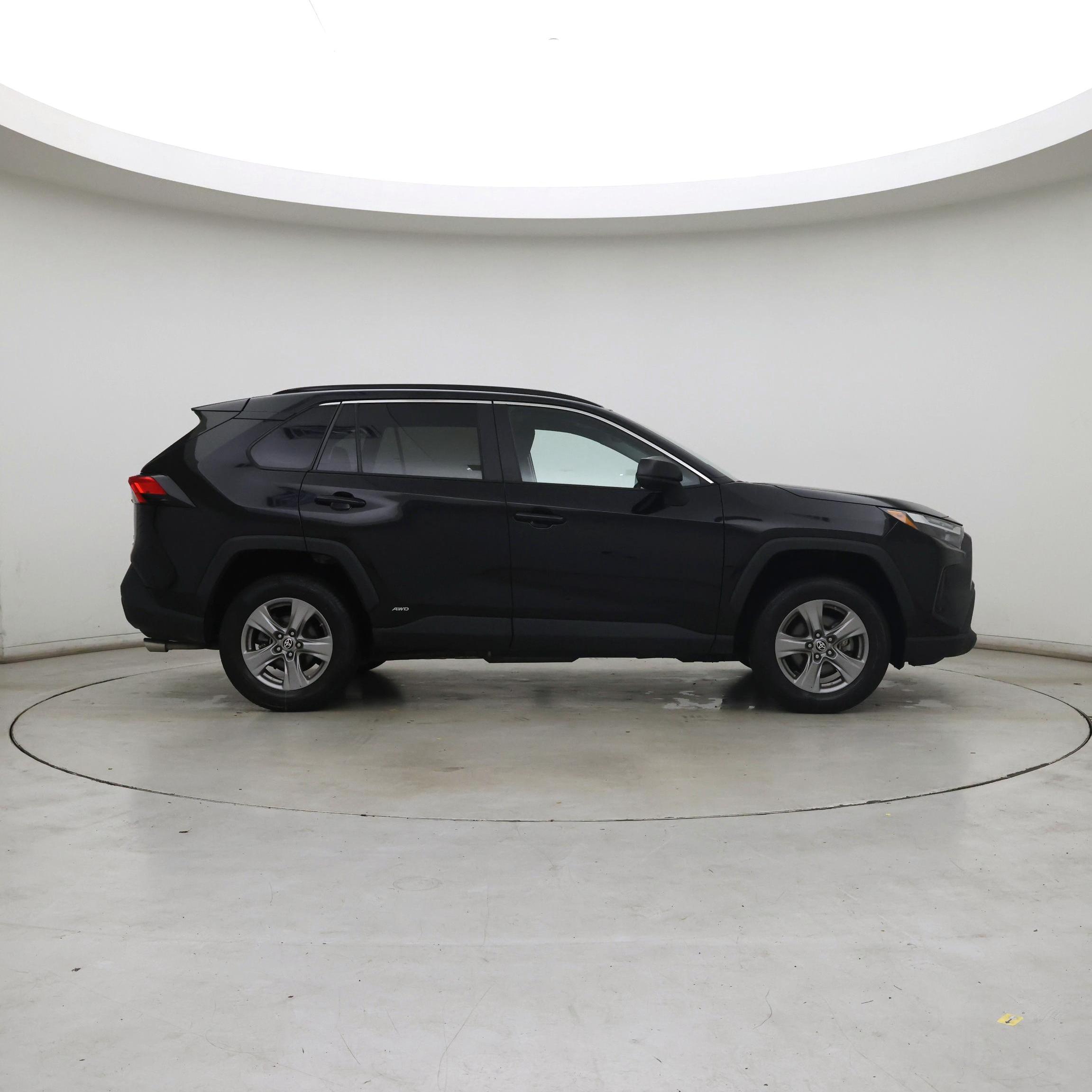 Thumbnail: 2023 Toyota RAV4 - 7