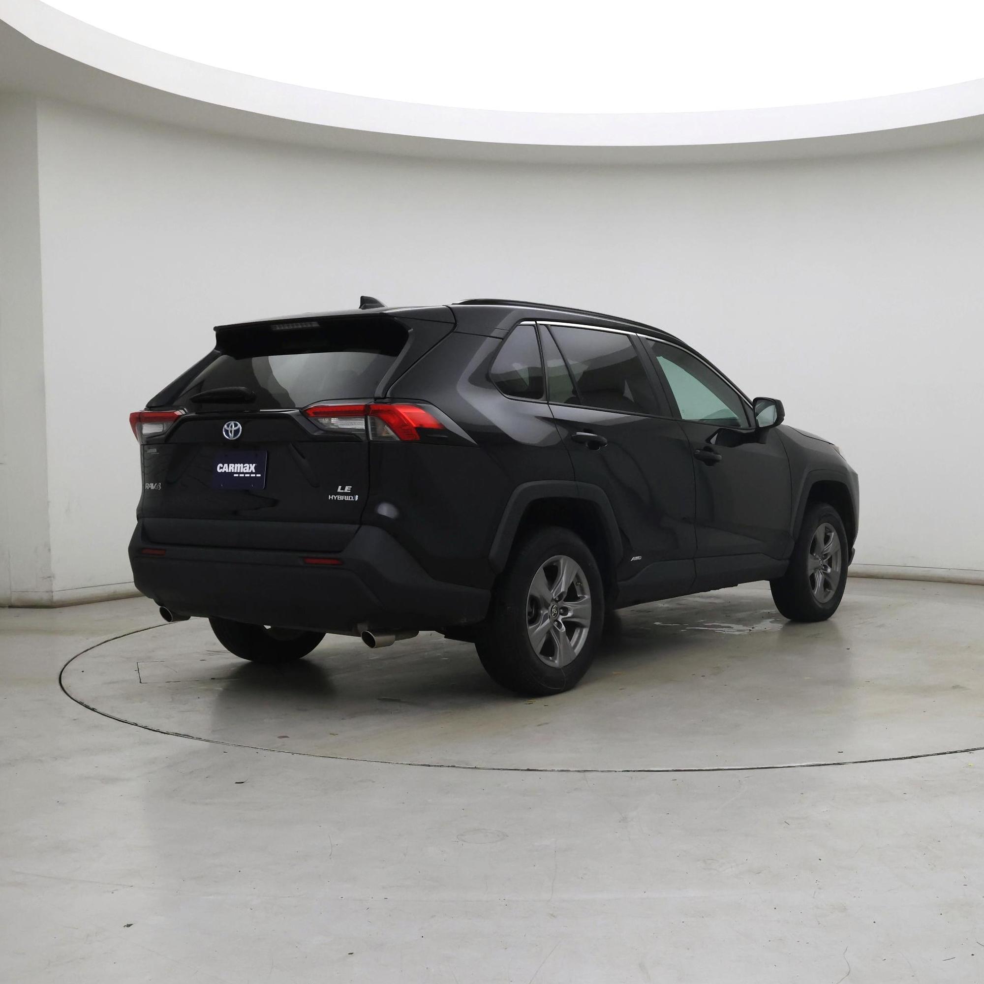 Thumbnail: 2023 Toyota RAV4 - 8