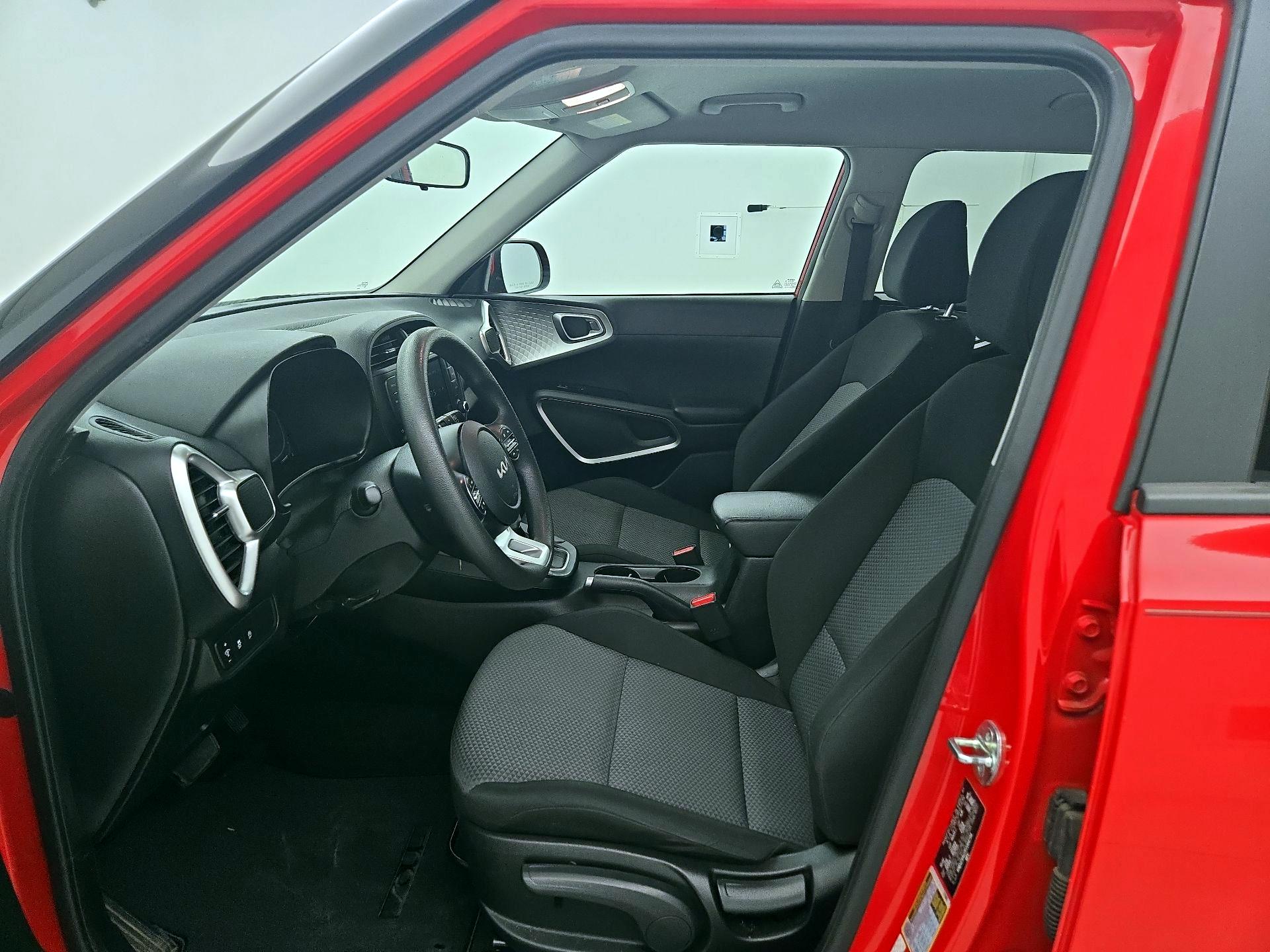Thumbnail: 2023 Kia Soul - 11