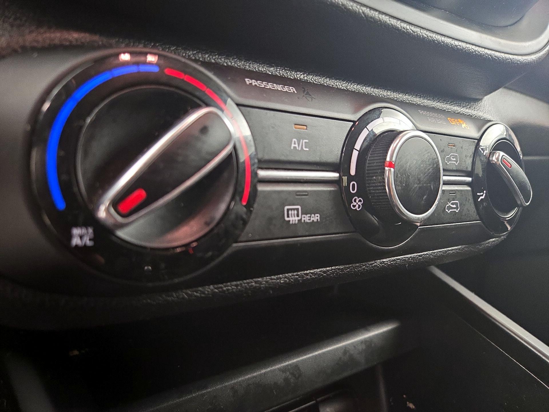 Thumbnail: 2023 Kia Soul - 16