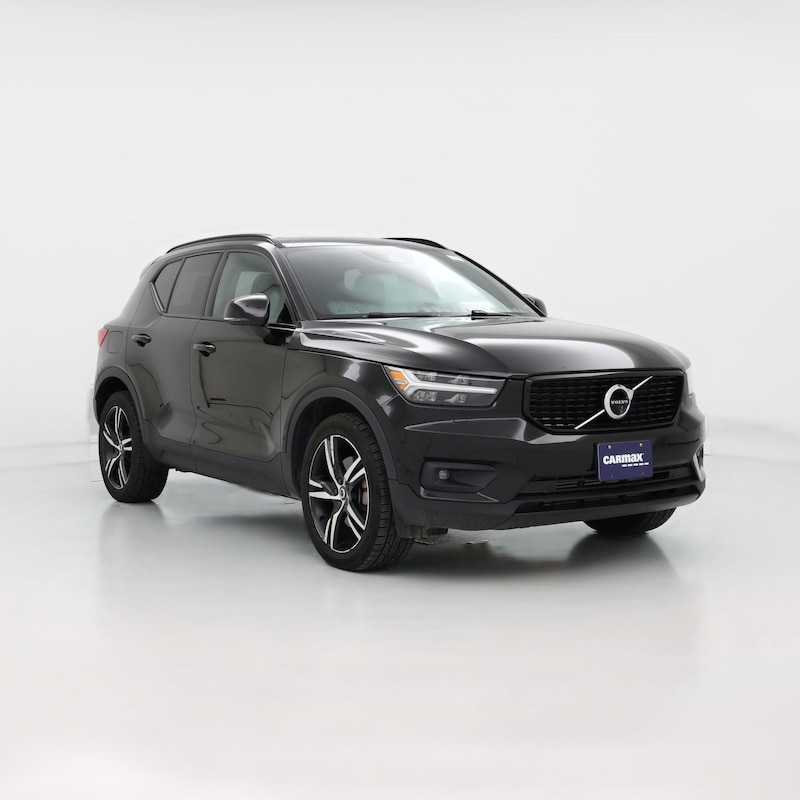 2022 Volvo XC40 T5 R-Design