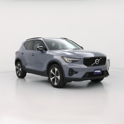 2023 Volvo XC40 B4 Ultimate Dark Theme
