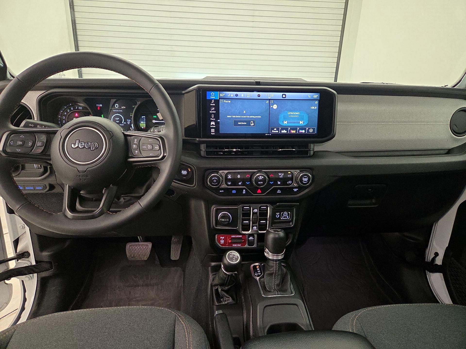 Thumbnail: 2024 Jeep Wrangler - 9