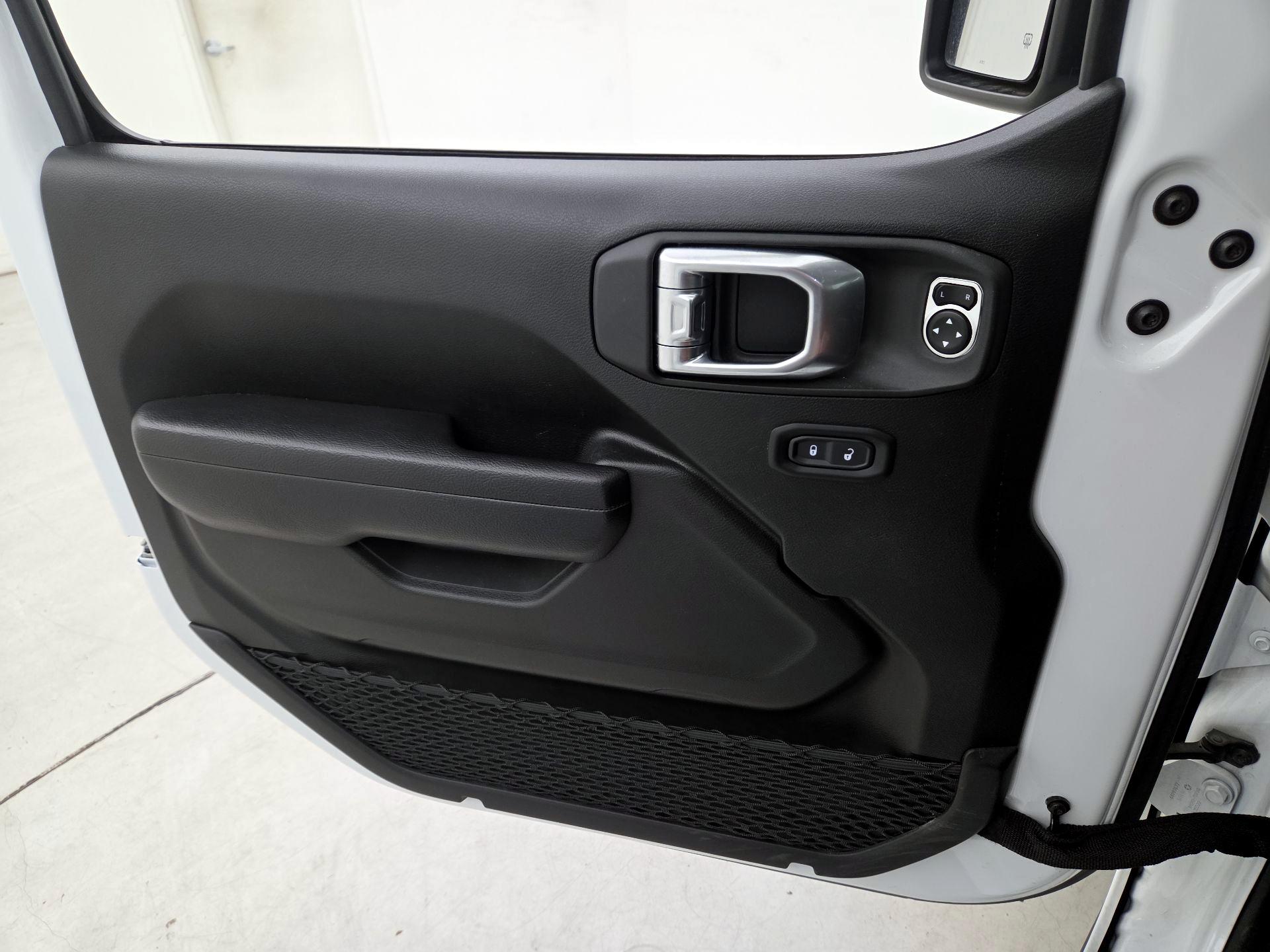 Thumbnail: 2024 Jeep Wrangler - 12