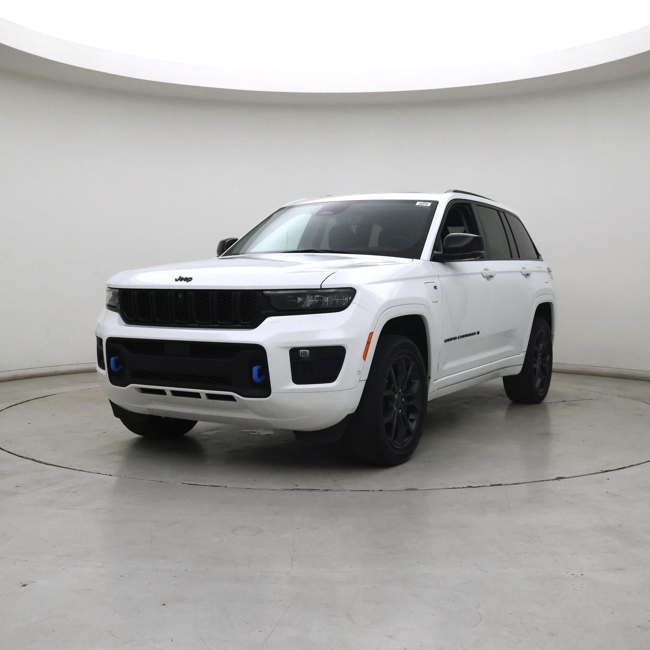 Thumbnail: 2023 Jeep Grand Cherokee - 4