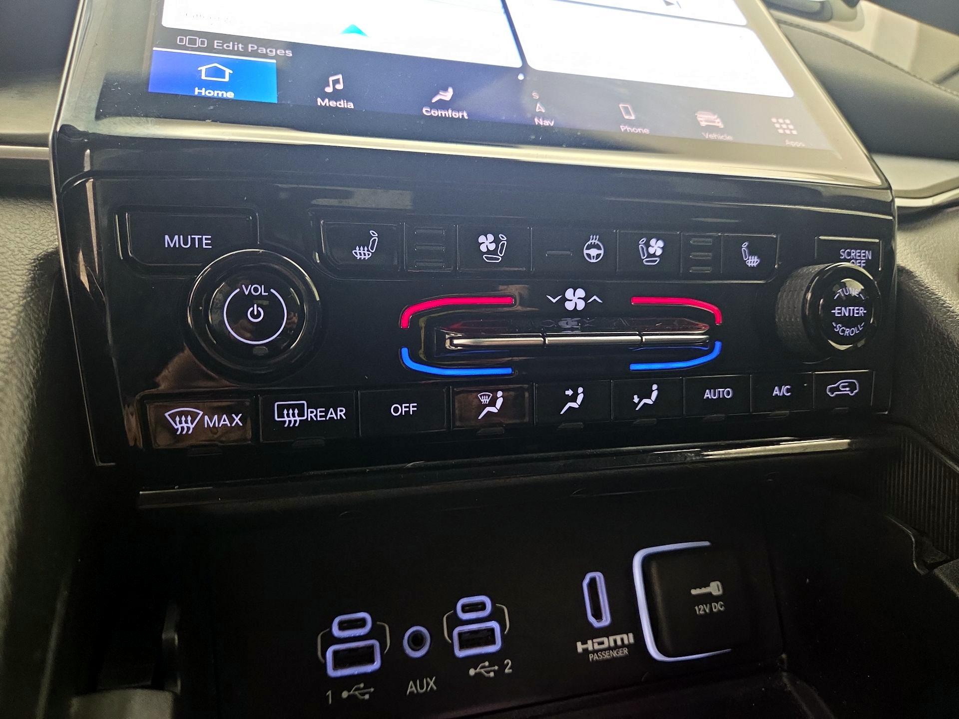 Thumbnail: 2023 Jeep Grand Cherokee - 14
