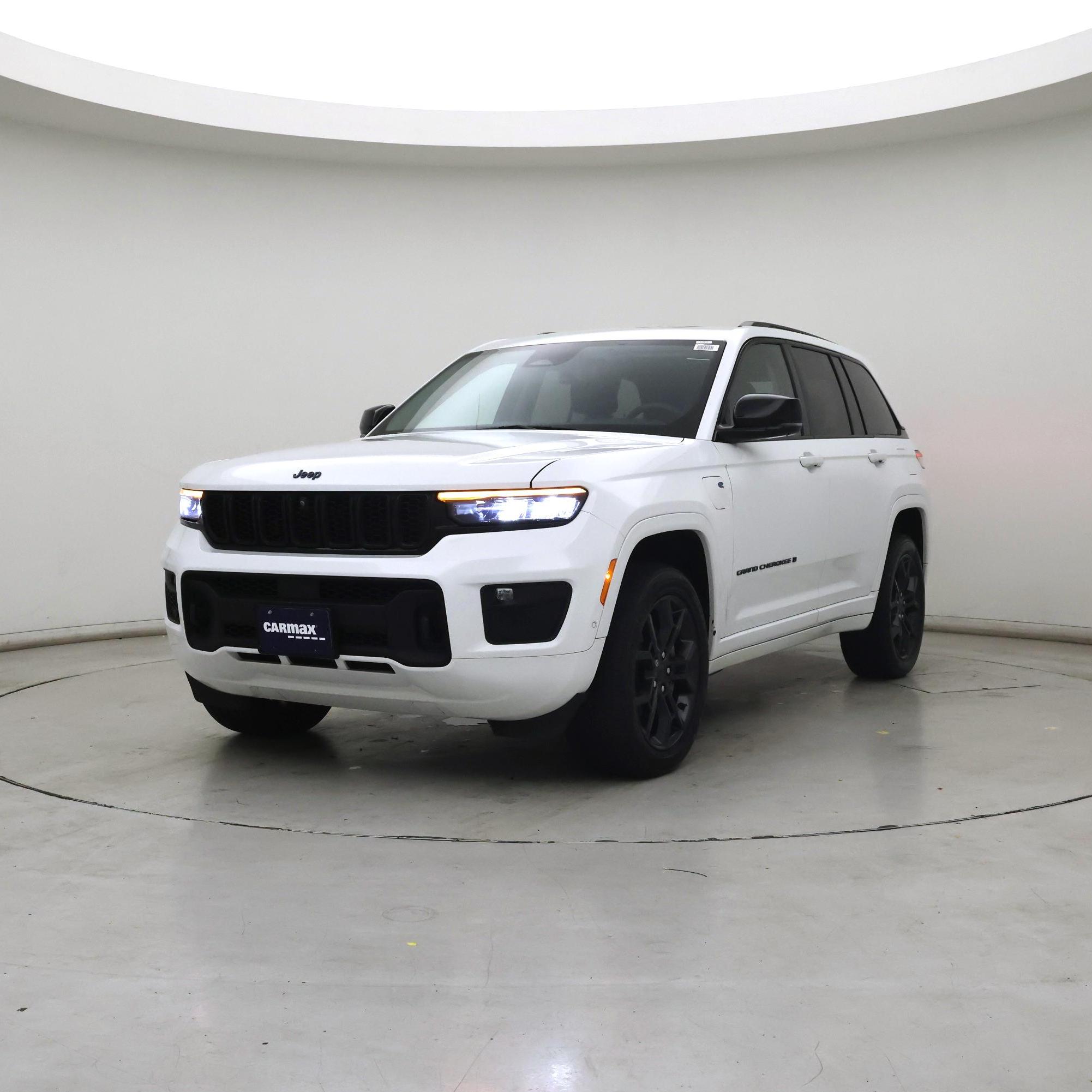 Thumbnail: 2023 Jeep Grand Cherokee - 4
