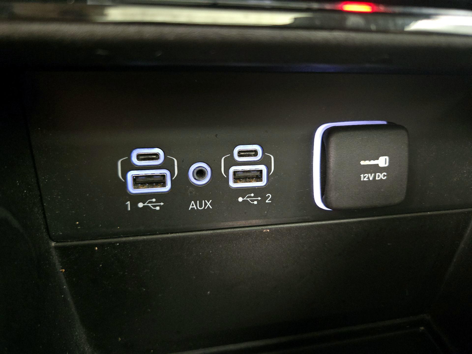 Thumbnail: 2023 Jeep Grand Cherokee L - 19