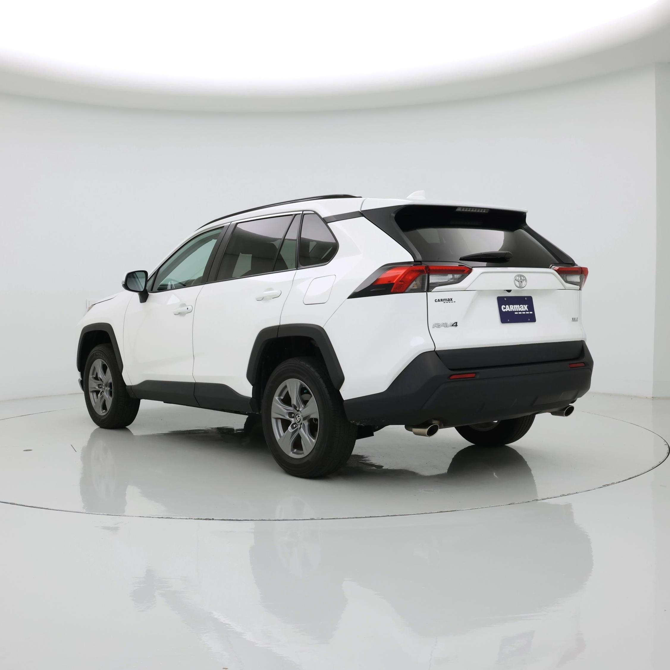 Thumbnail: 2022 Toyota RAV4 - 2
