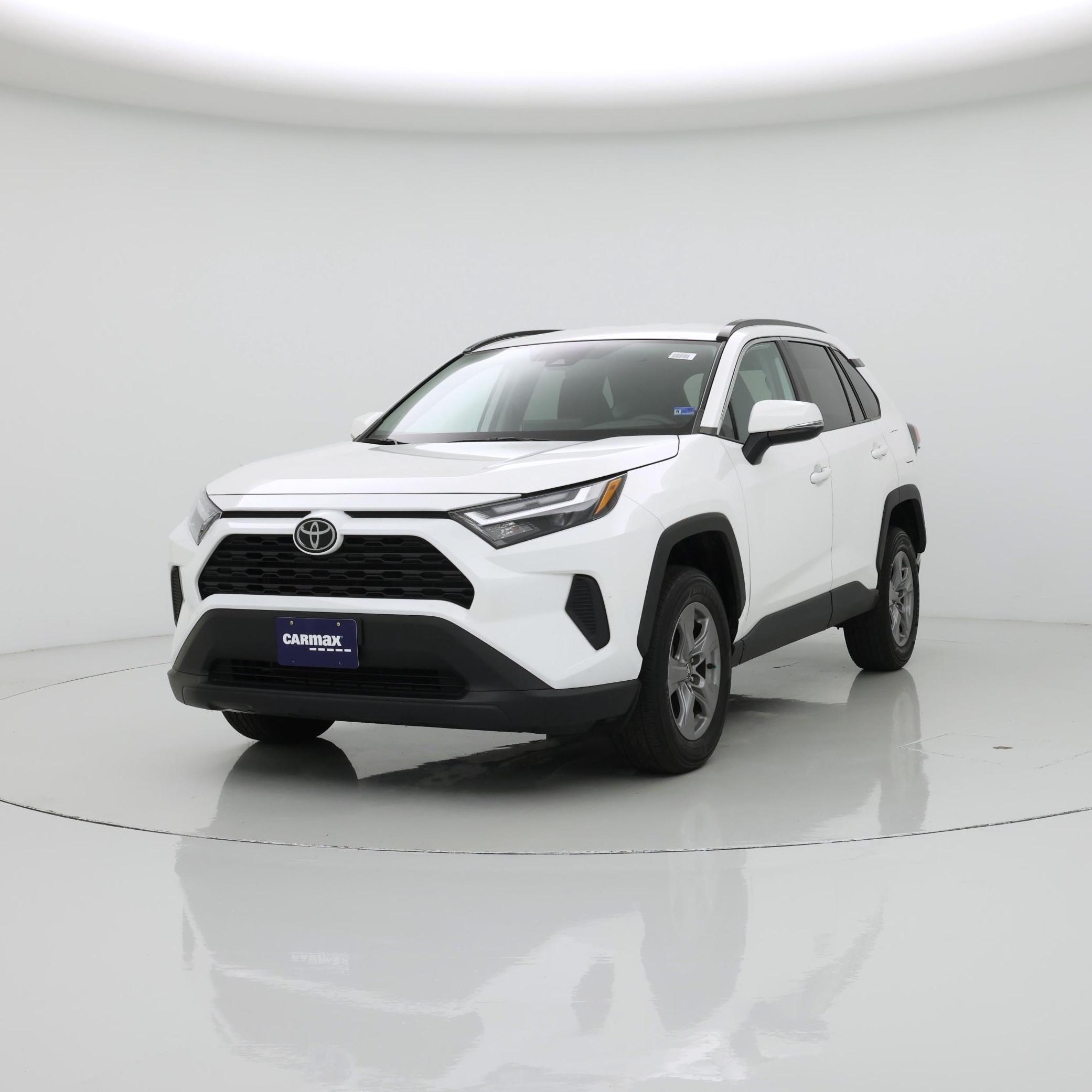 Thumbnail: 2022 Toyota RAV4 - 4