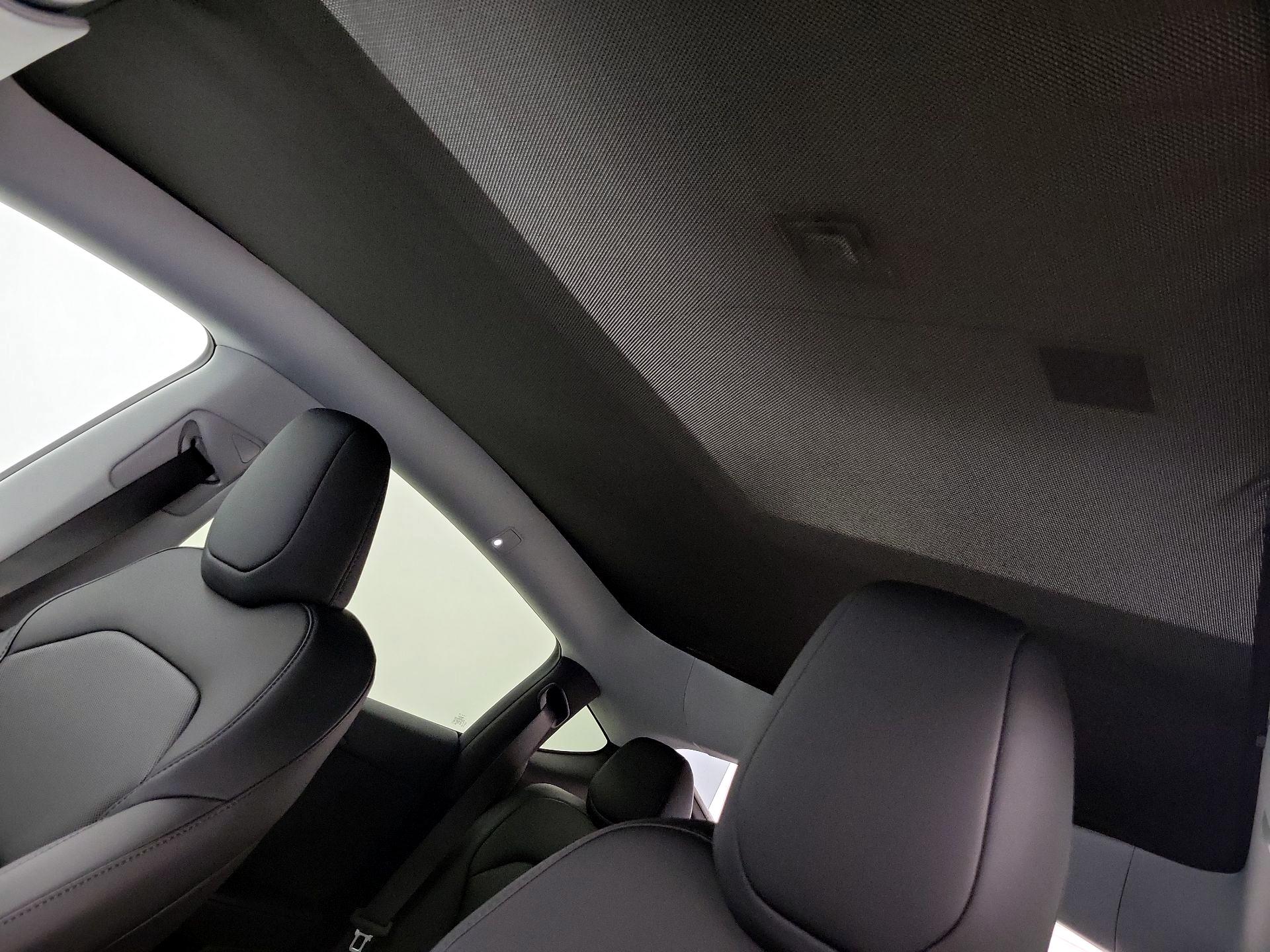 Thumbnail: 2026 Tesla Model Y - 19