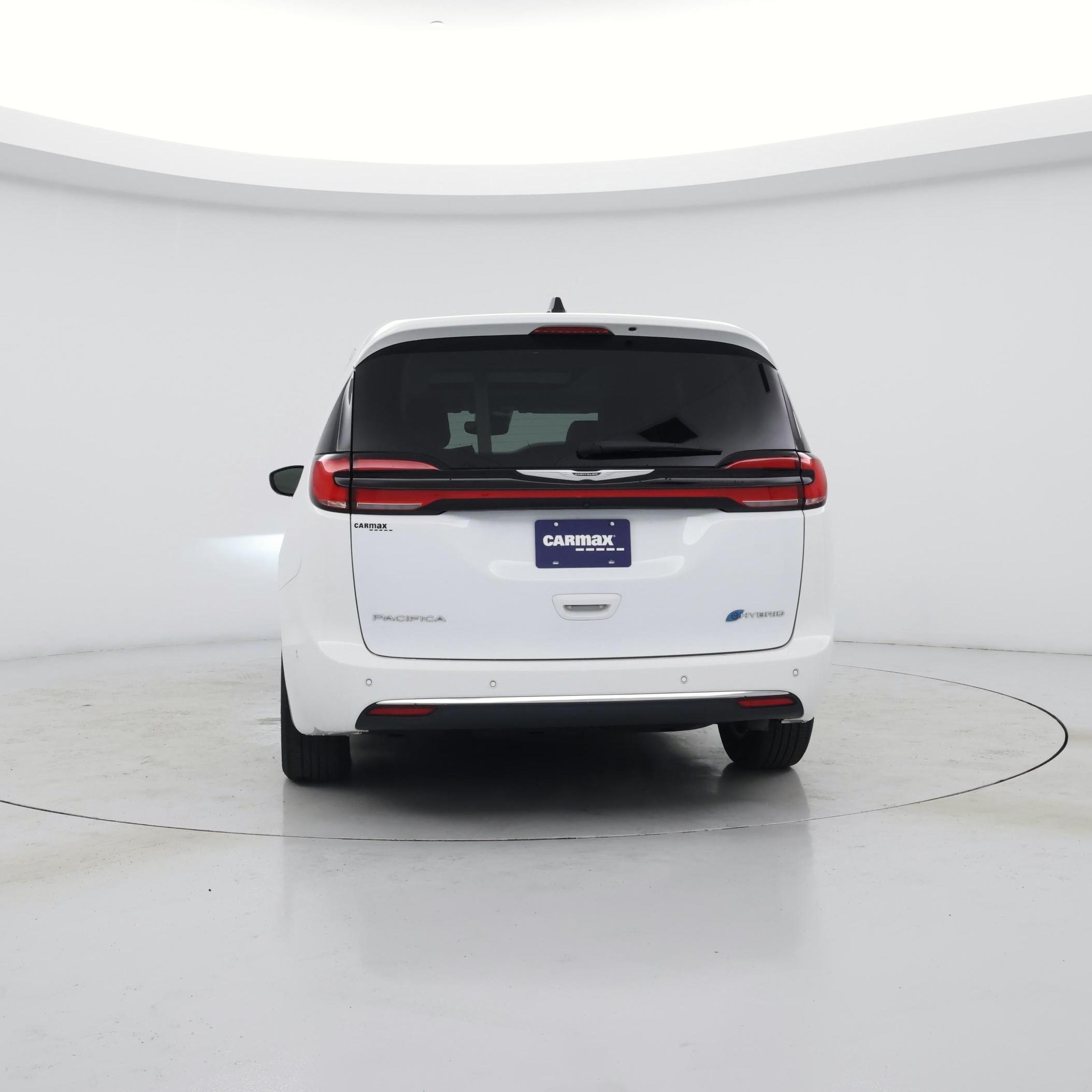 Thumbnail: 2023 Chrysler Pacifica - 6