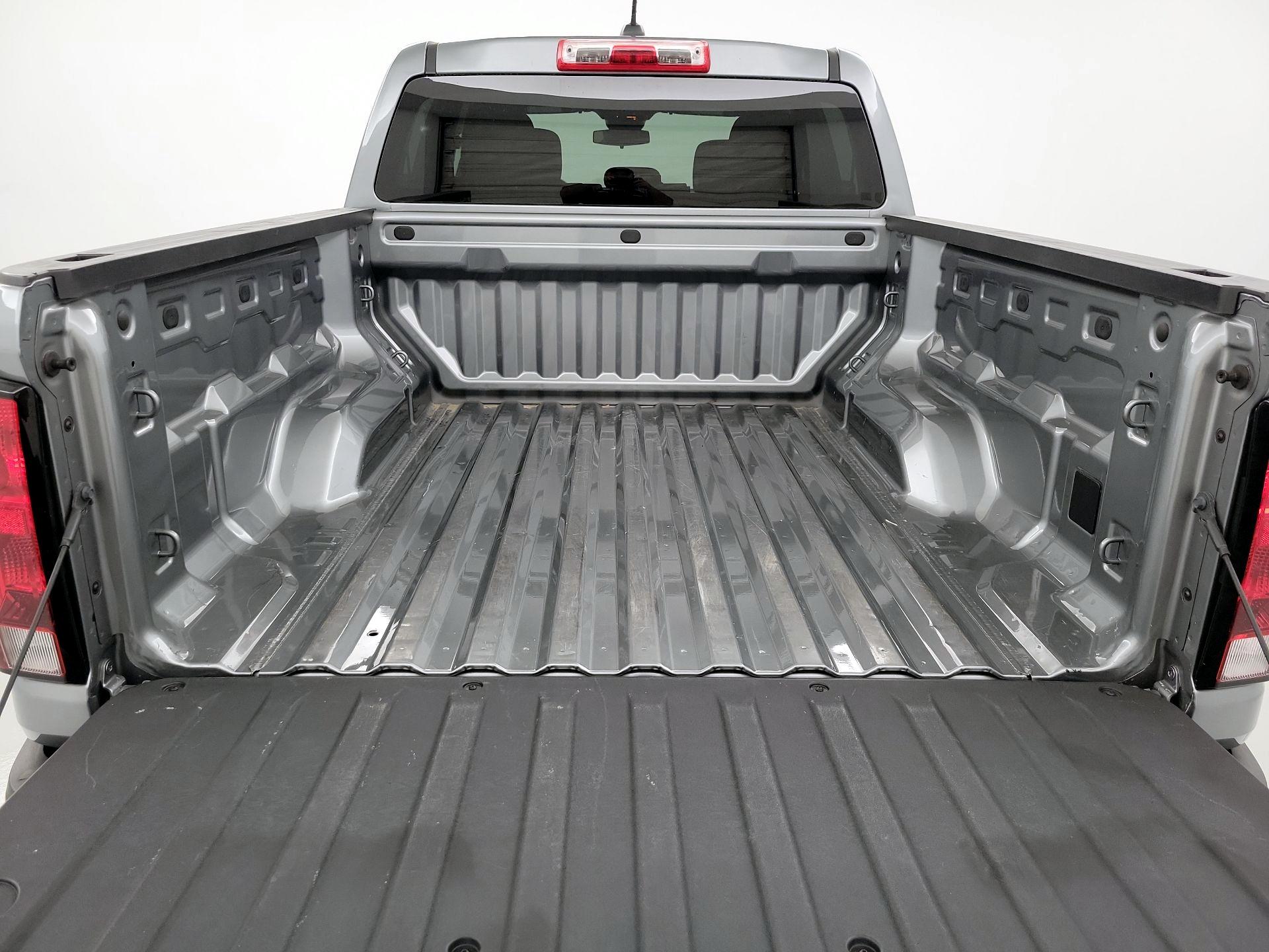 Thumbnail: 2023 Chevrolet Colorado - 20