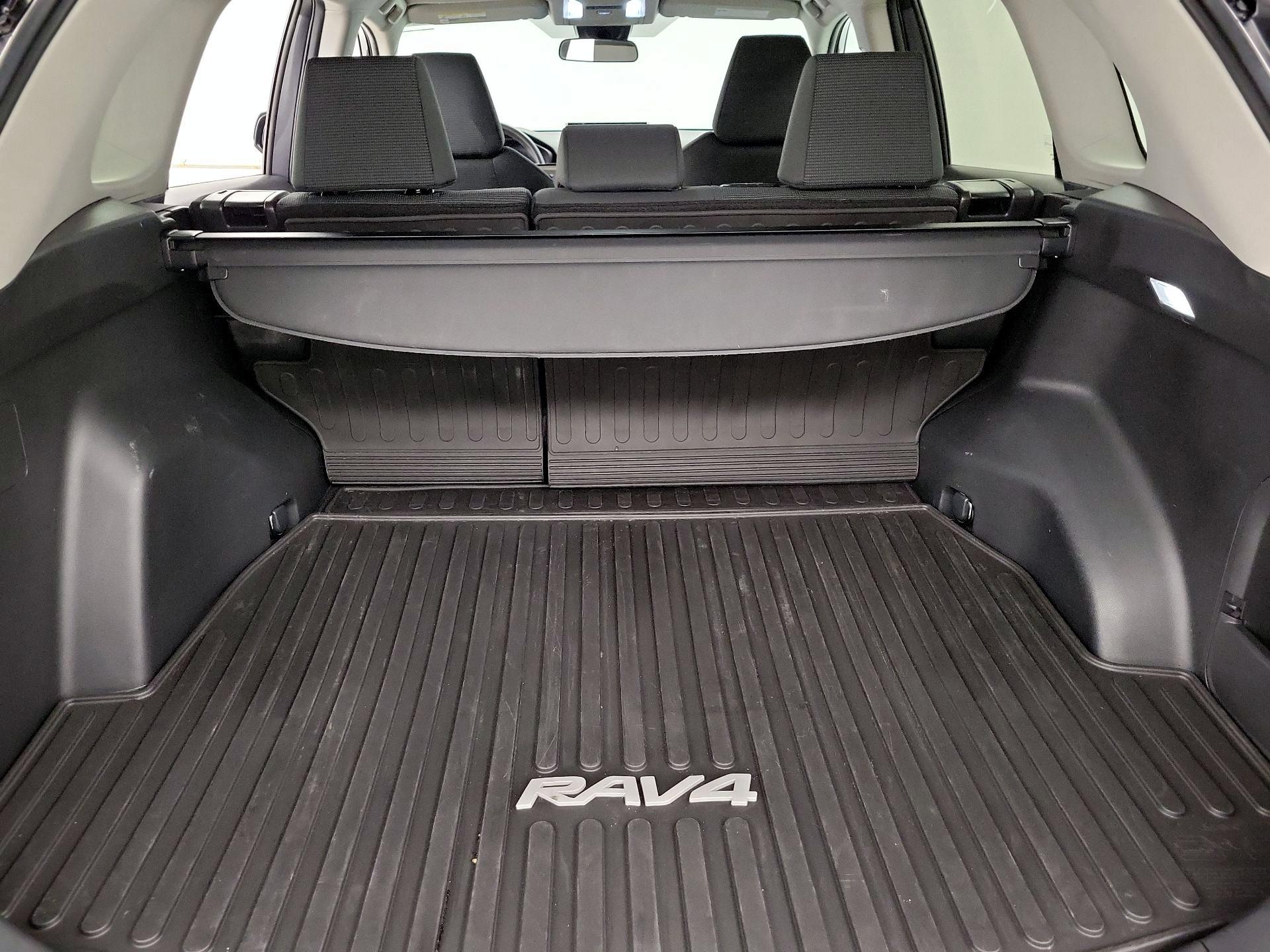 Thumbnail: 2024 Toyota RAV4 - 20