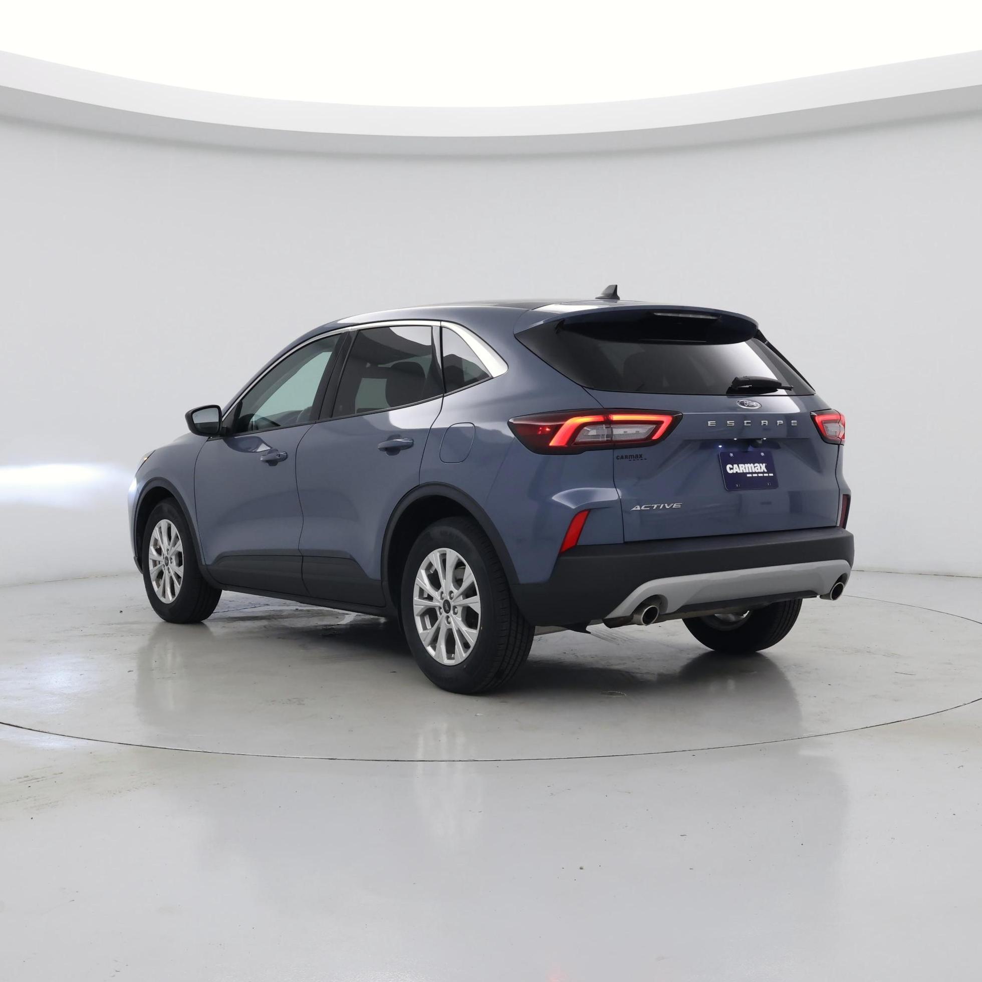 Thumbnail: 2023 Ford Escape - 2
