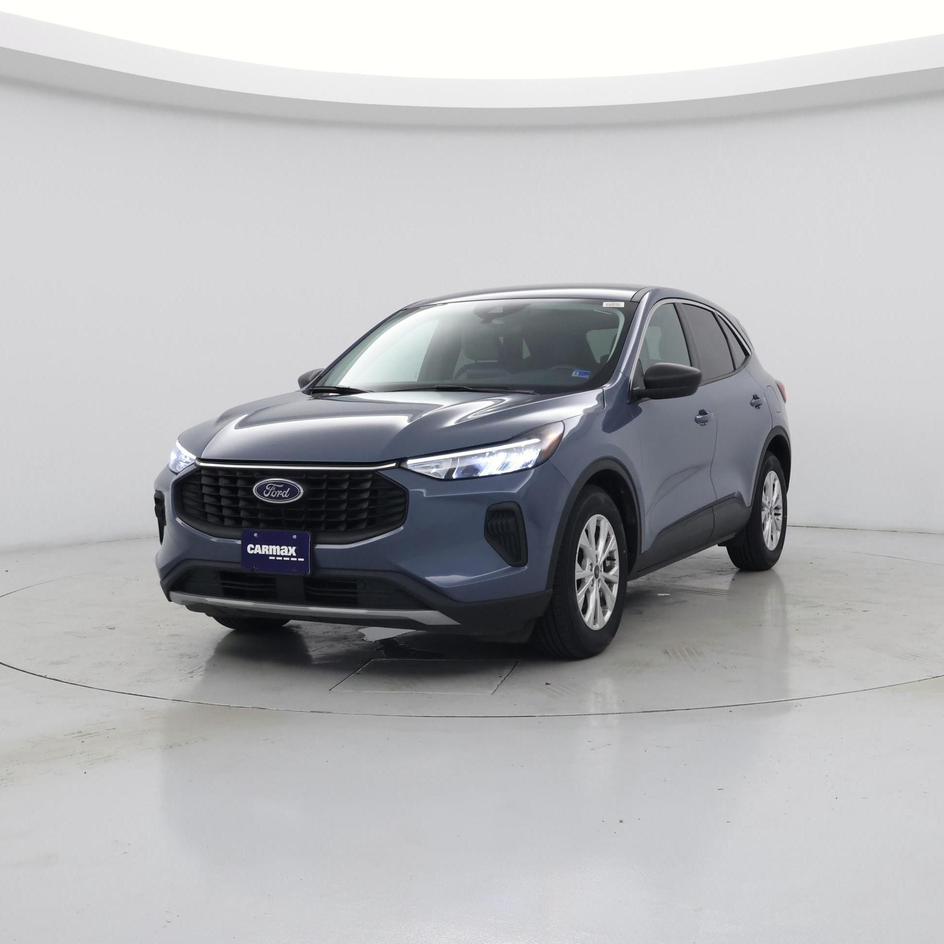Thumbnail: 2023 Ford Escape - 4