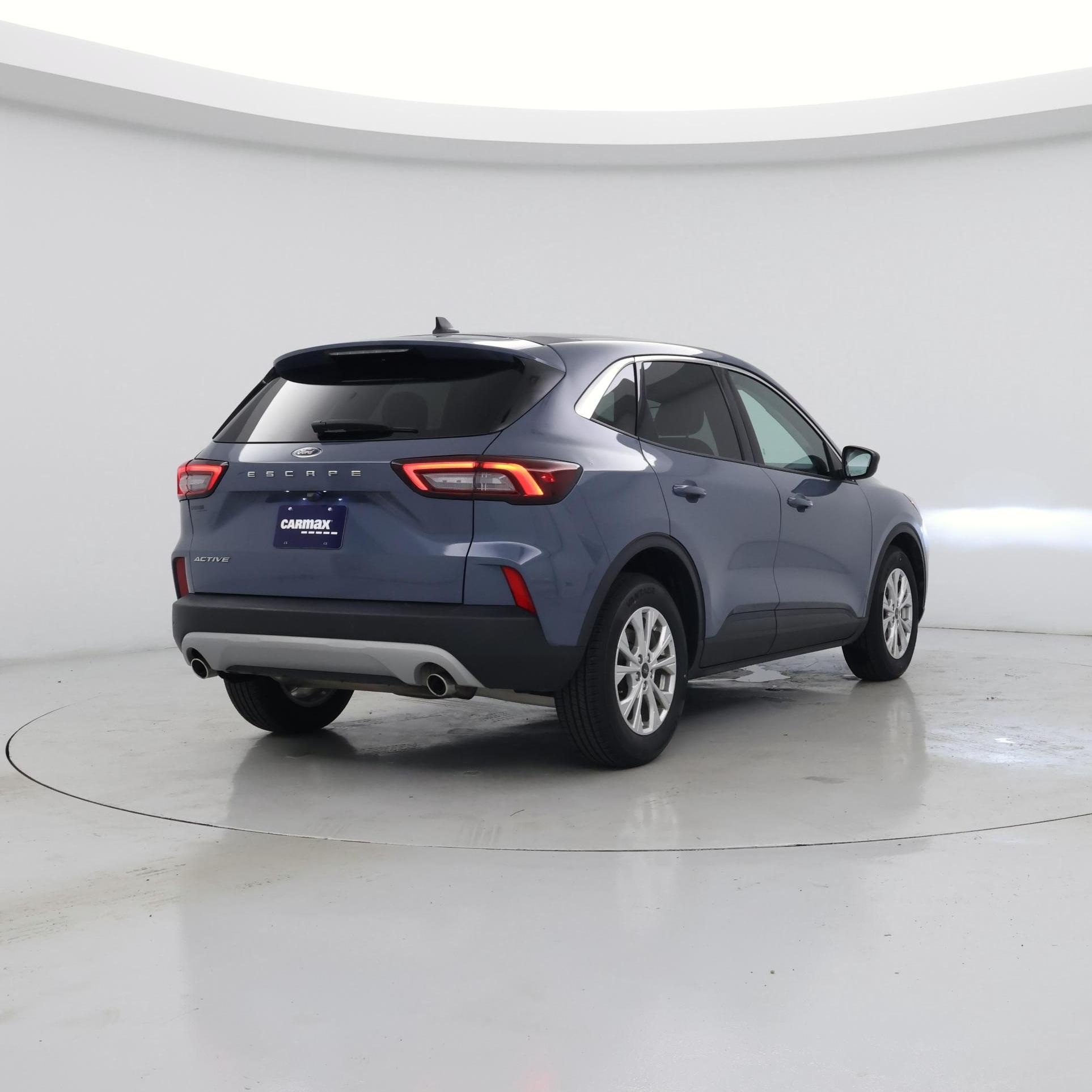 Thumbnail: 2023 Ford Escape - 8