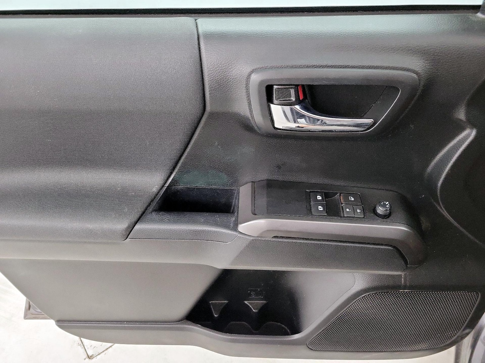 2019 Toyota Tacoma TRD Sport - Photo 13