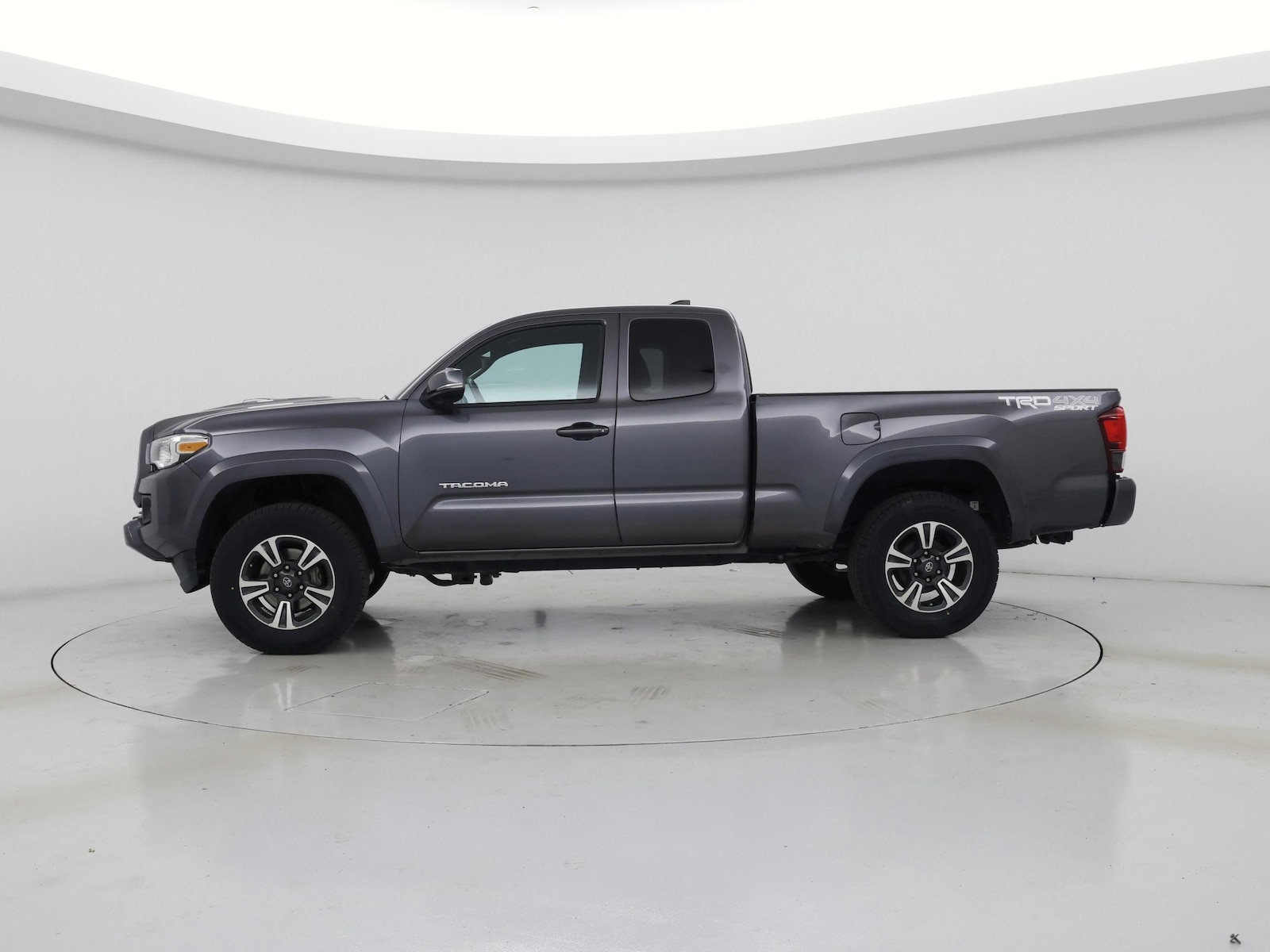 2019 Toyota Tacoma TRD Sport - Photo 4