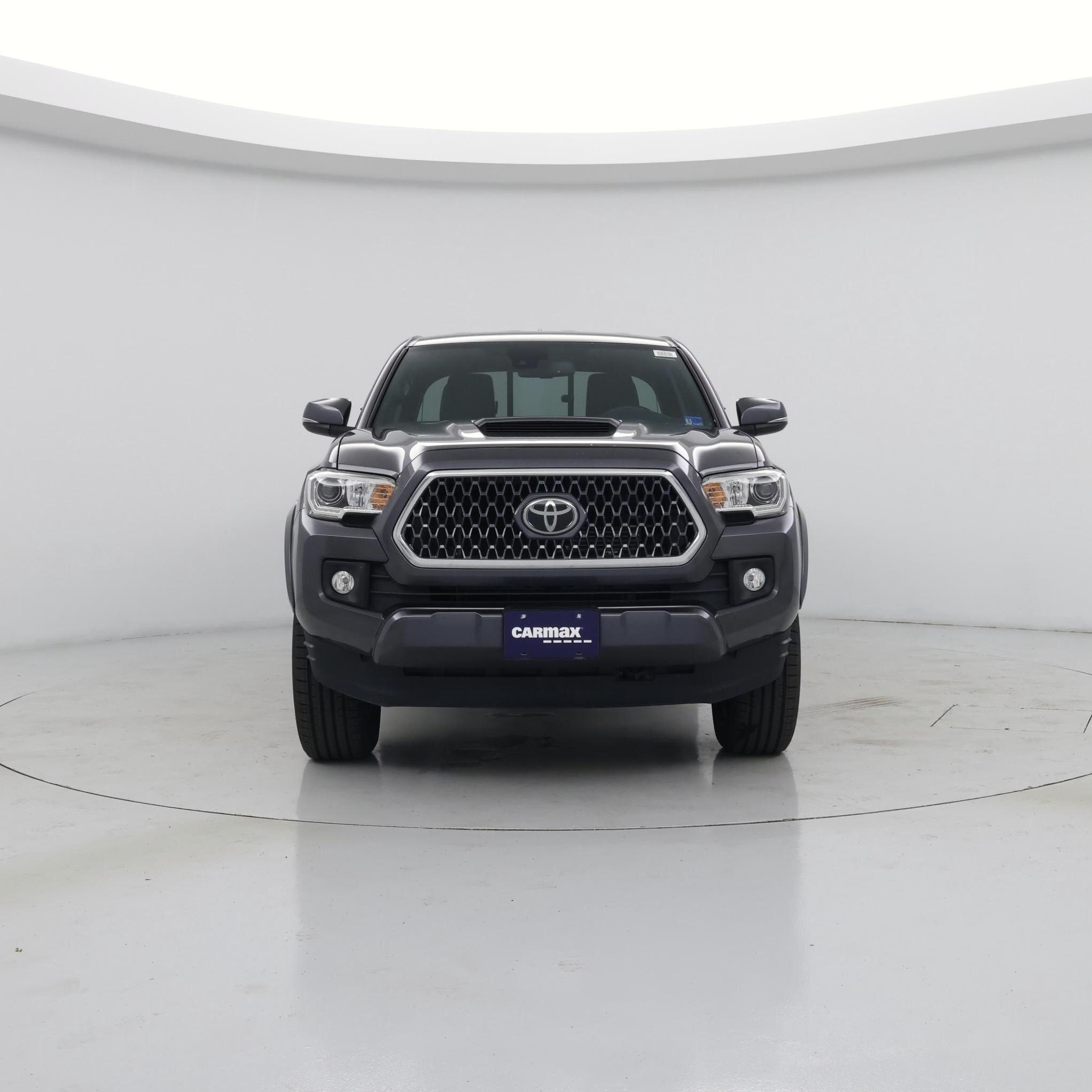 Thumbnail: 2019 Toyota Tacoma - 5