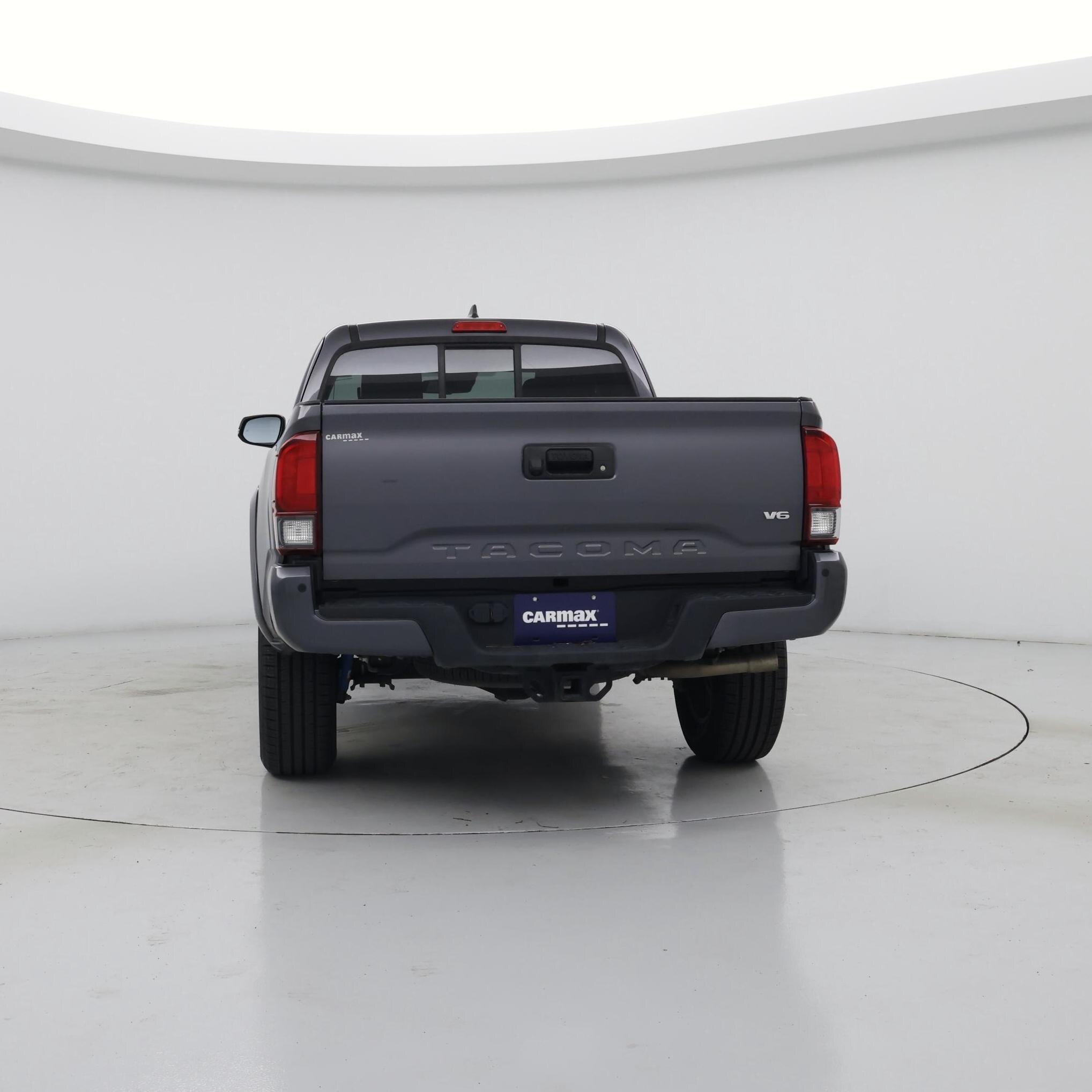 Thumbnail: 2019 Toyota Tacoma - 6