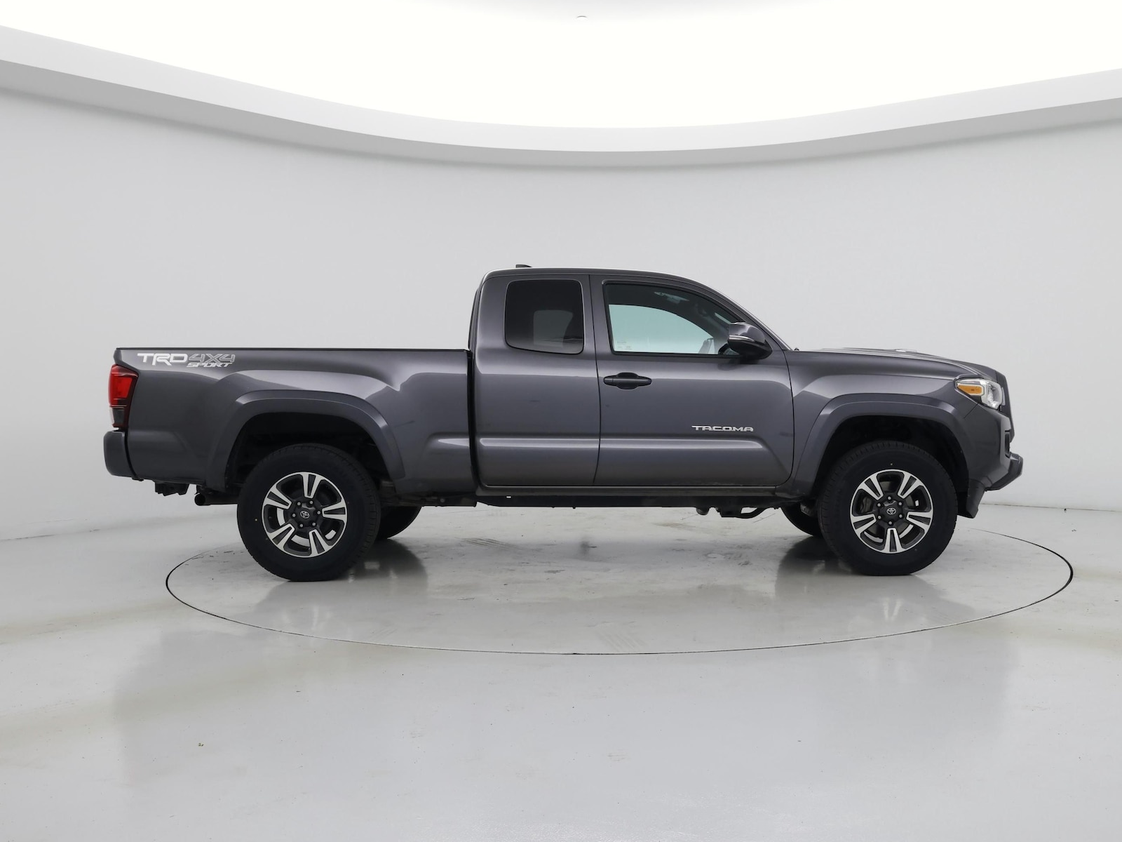 2019 Toyota Tacoma TRD Sport - Photo 8