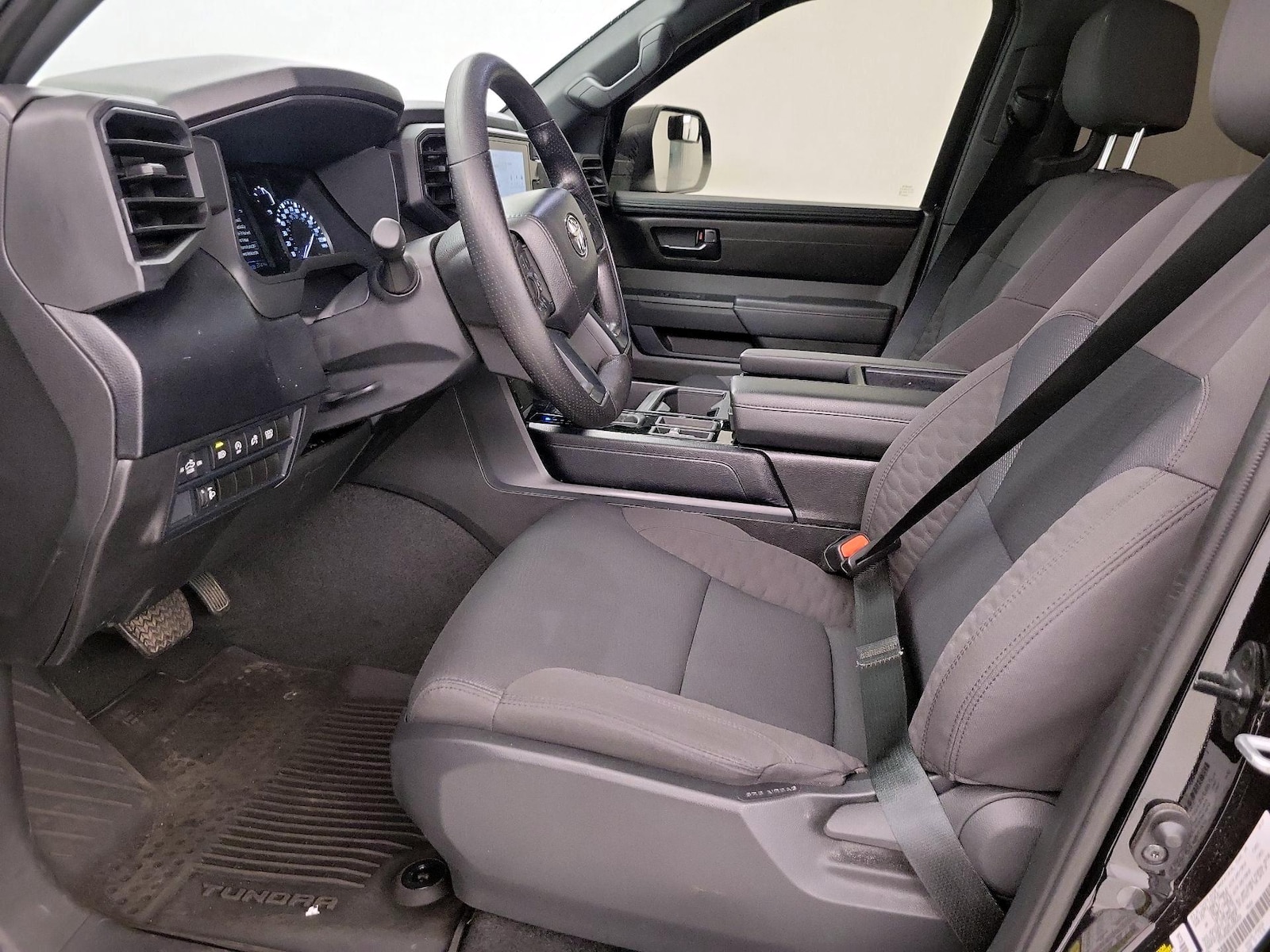 2025 Toyota Tundra SR - Photo 12