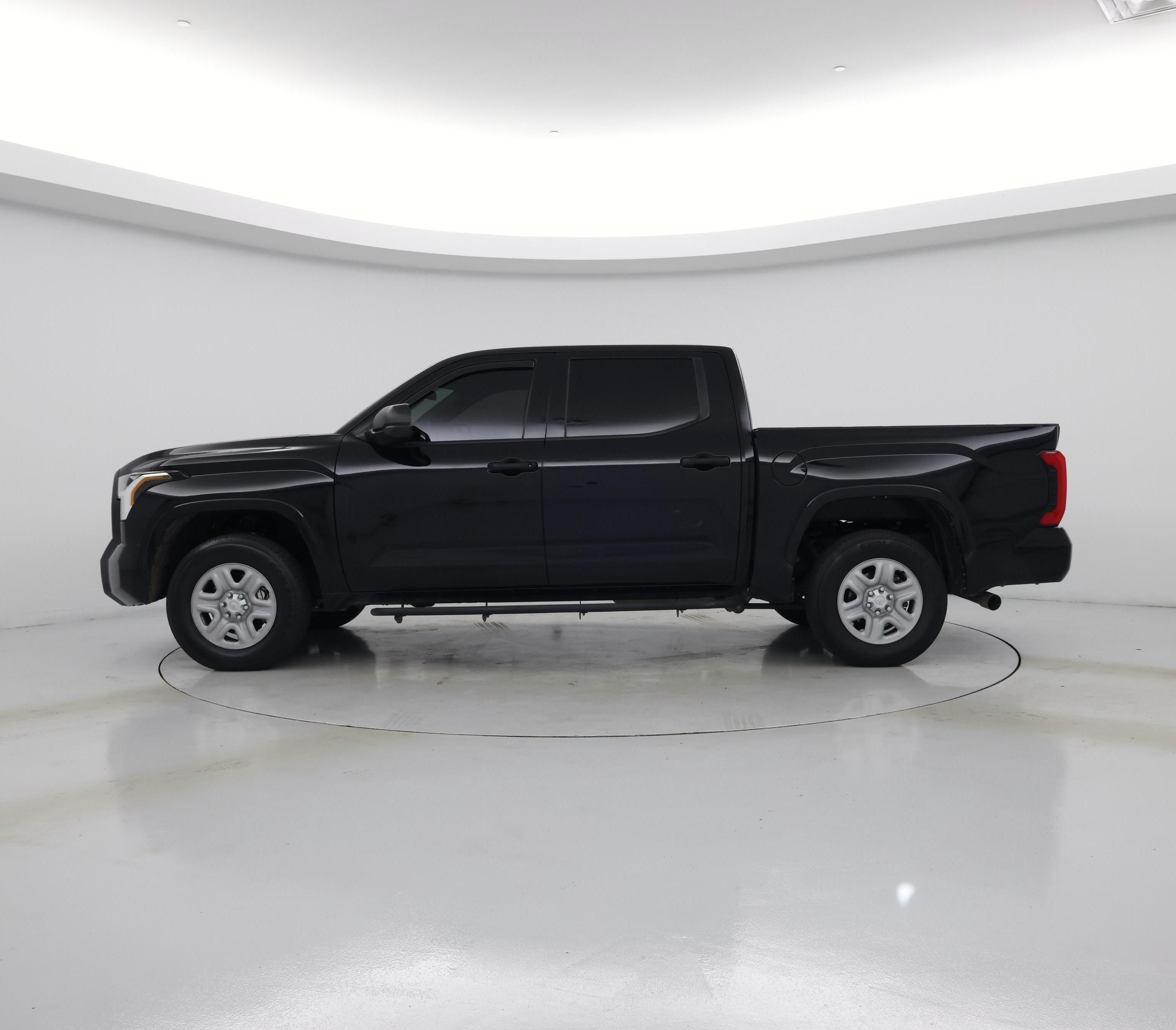 Thumbnail: 2025 Toyota Tundra - 3