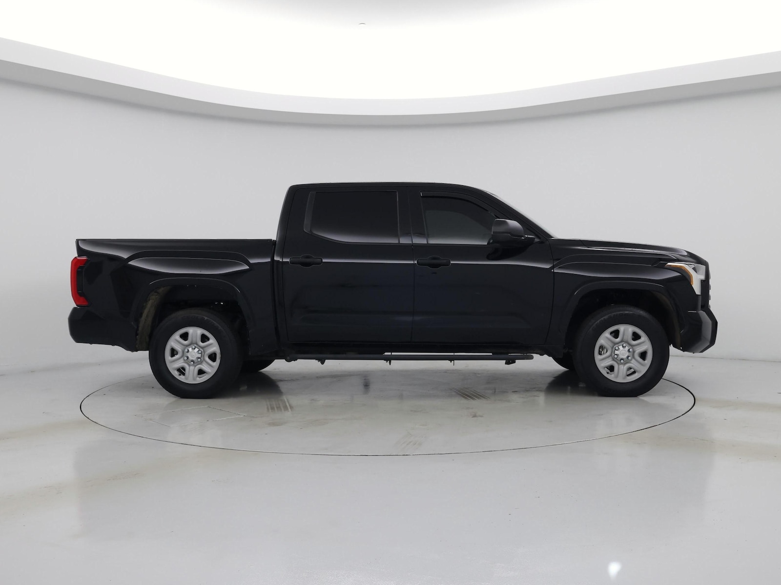 2025 Toyota Tundra SR - Photo 8