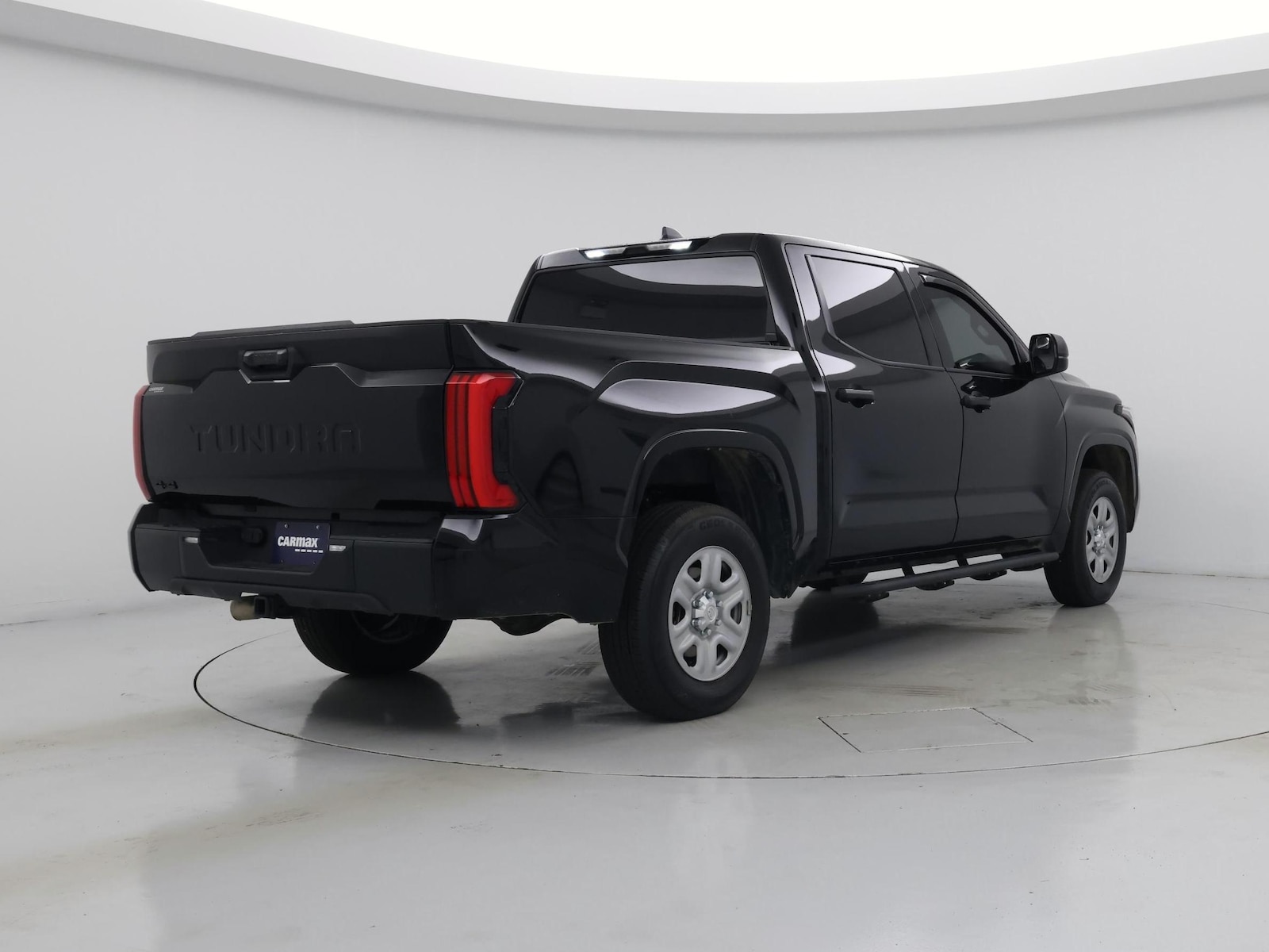 2025 Toyota Tundra SR - Photo 9