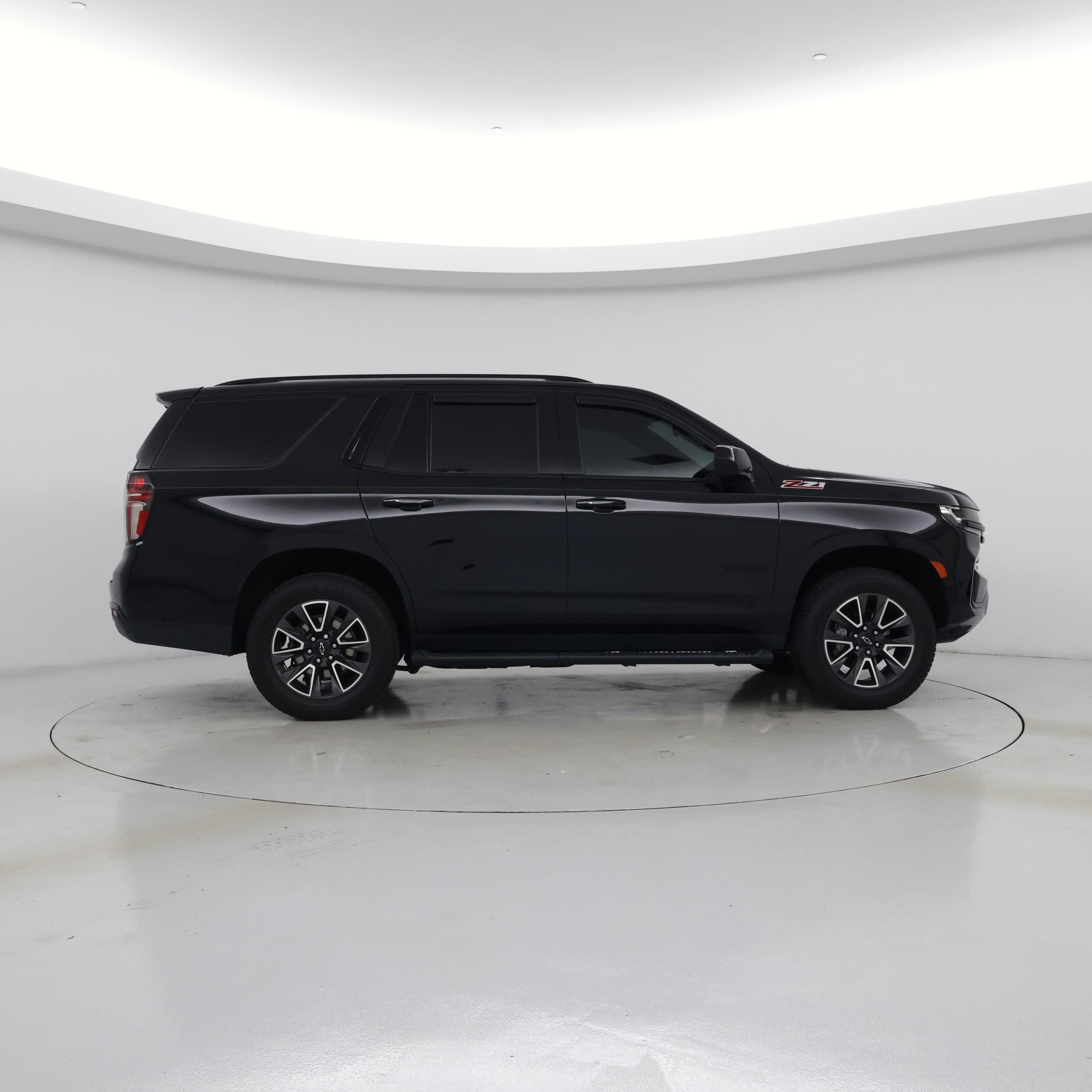 Thumbnail: 2023 Chevrolet Tahoe - 7