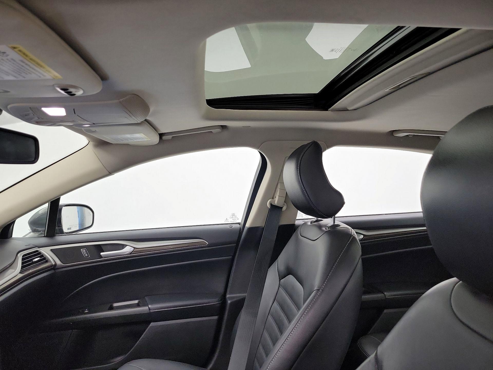 Thumbnail: 2017 Ford Fusion - 20