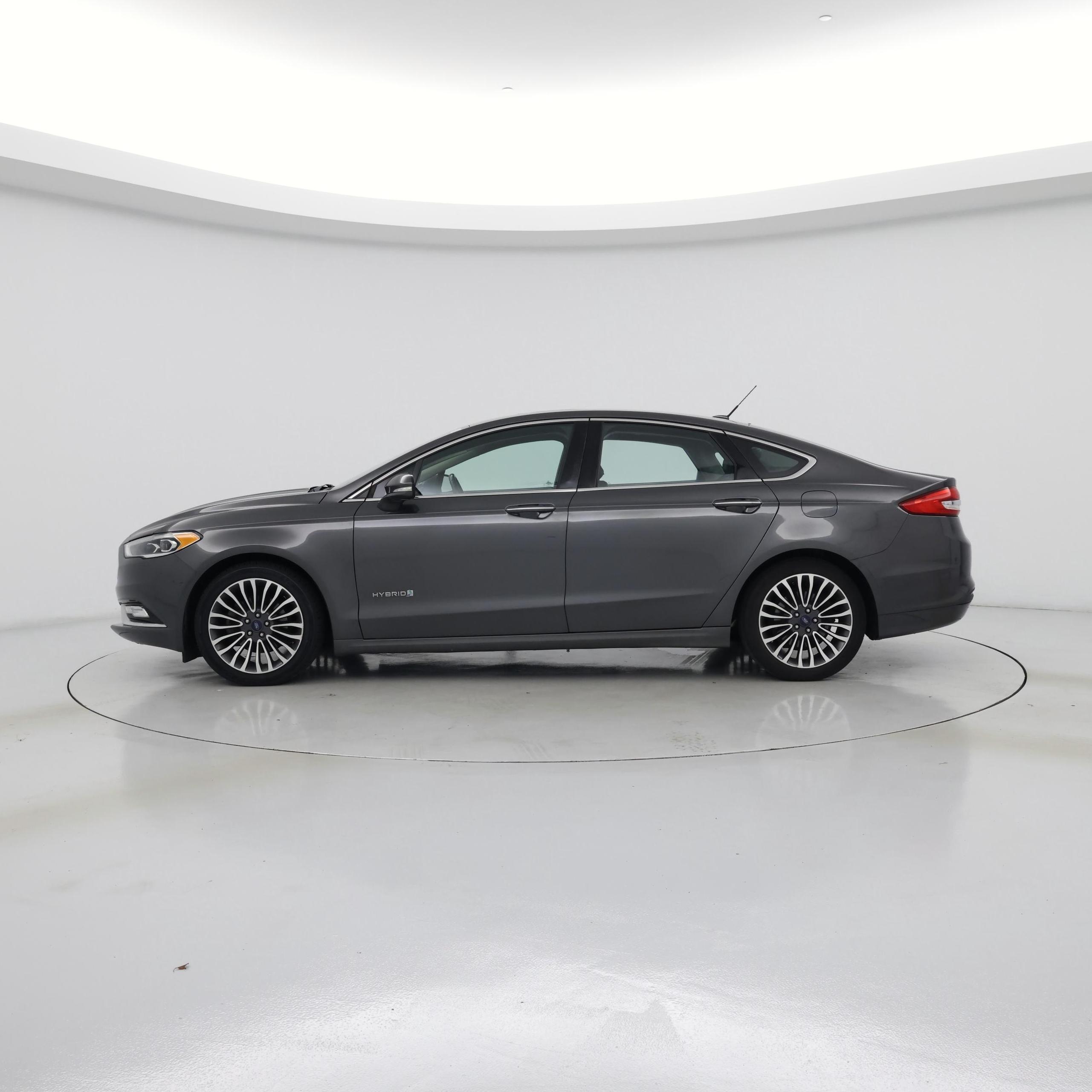 Thumbnail: 2017 Ford Fusion - 3
